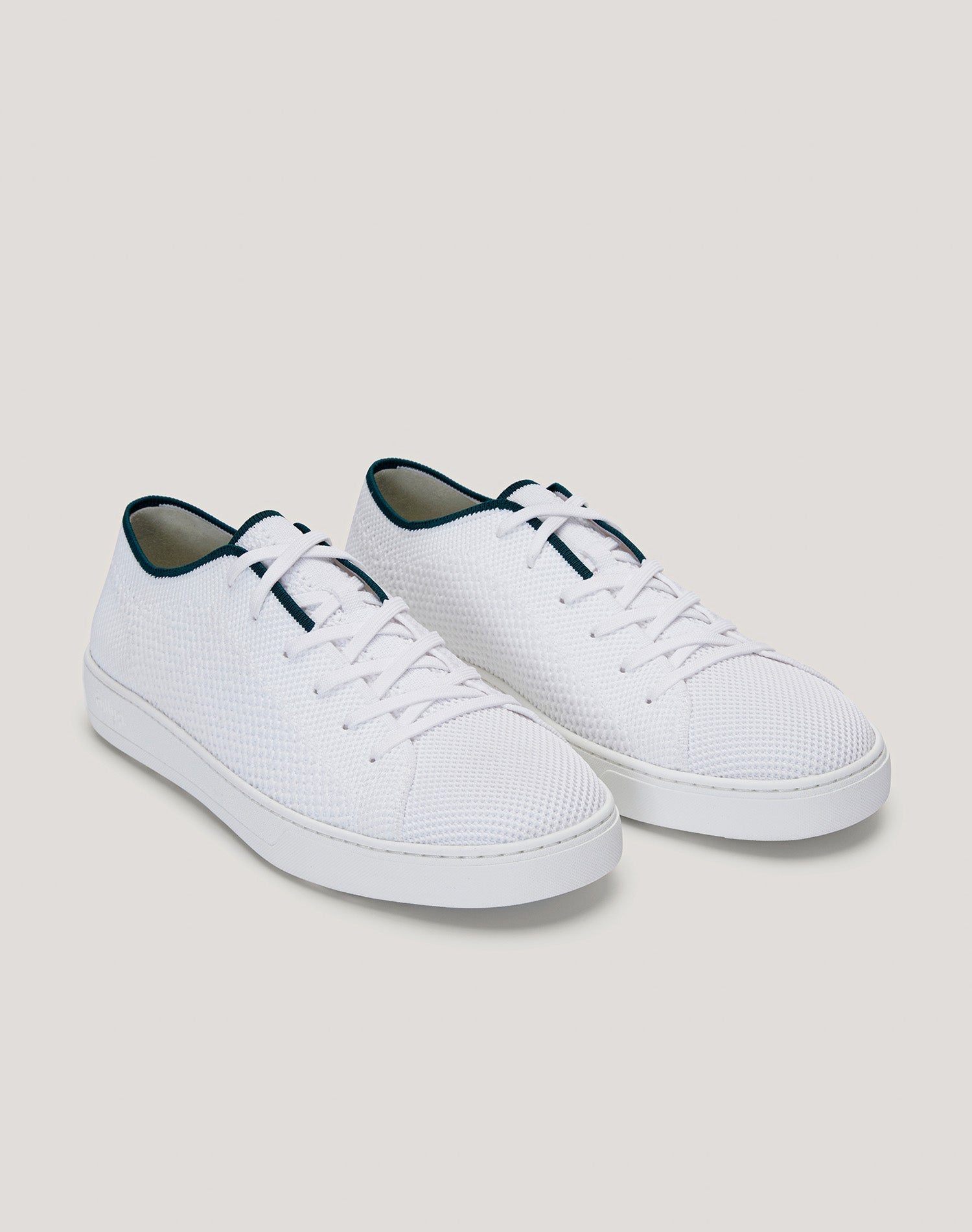 Women's Infinity Cloud White Knit Sneaker (Ink)