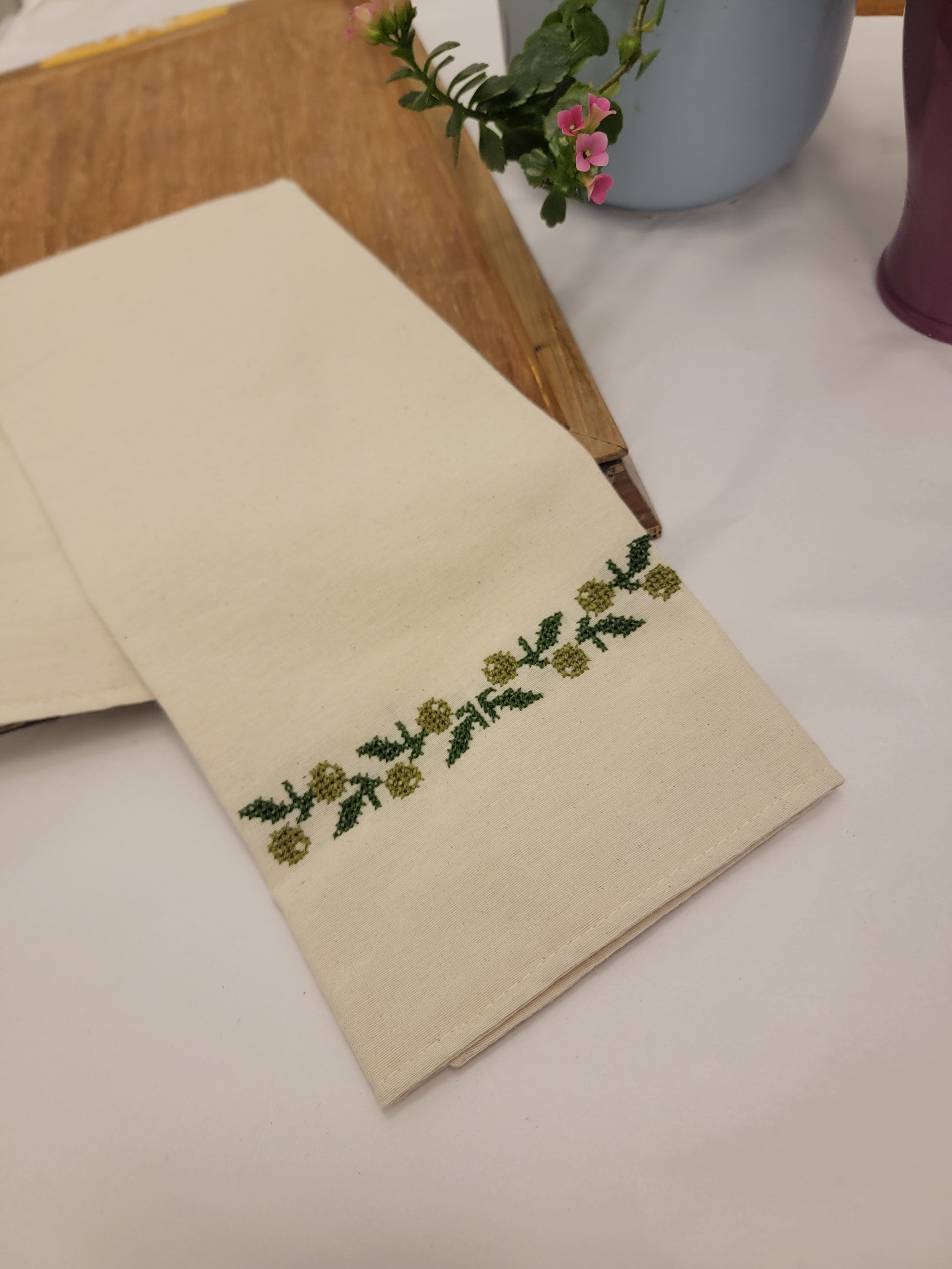 Tea Towel (Hawthorn Berry)