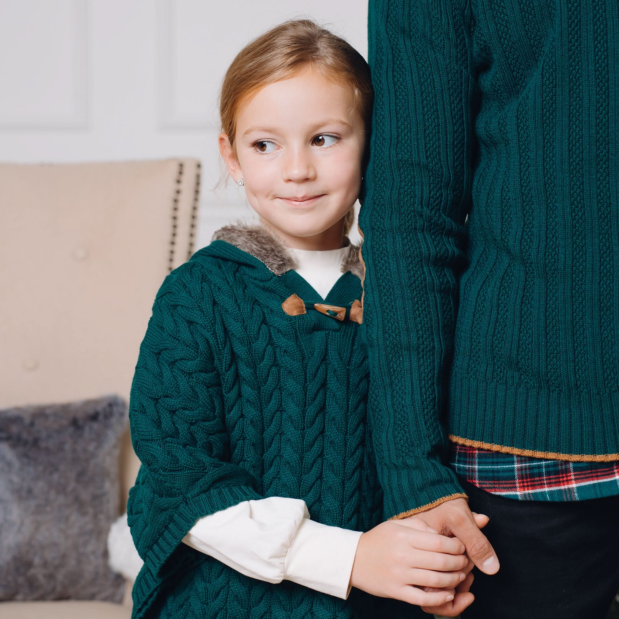 Sweater Cape with Faux Fur Hood (Green)