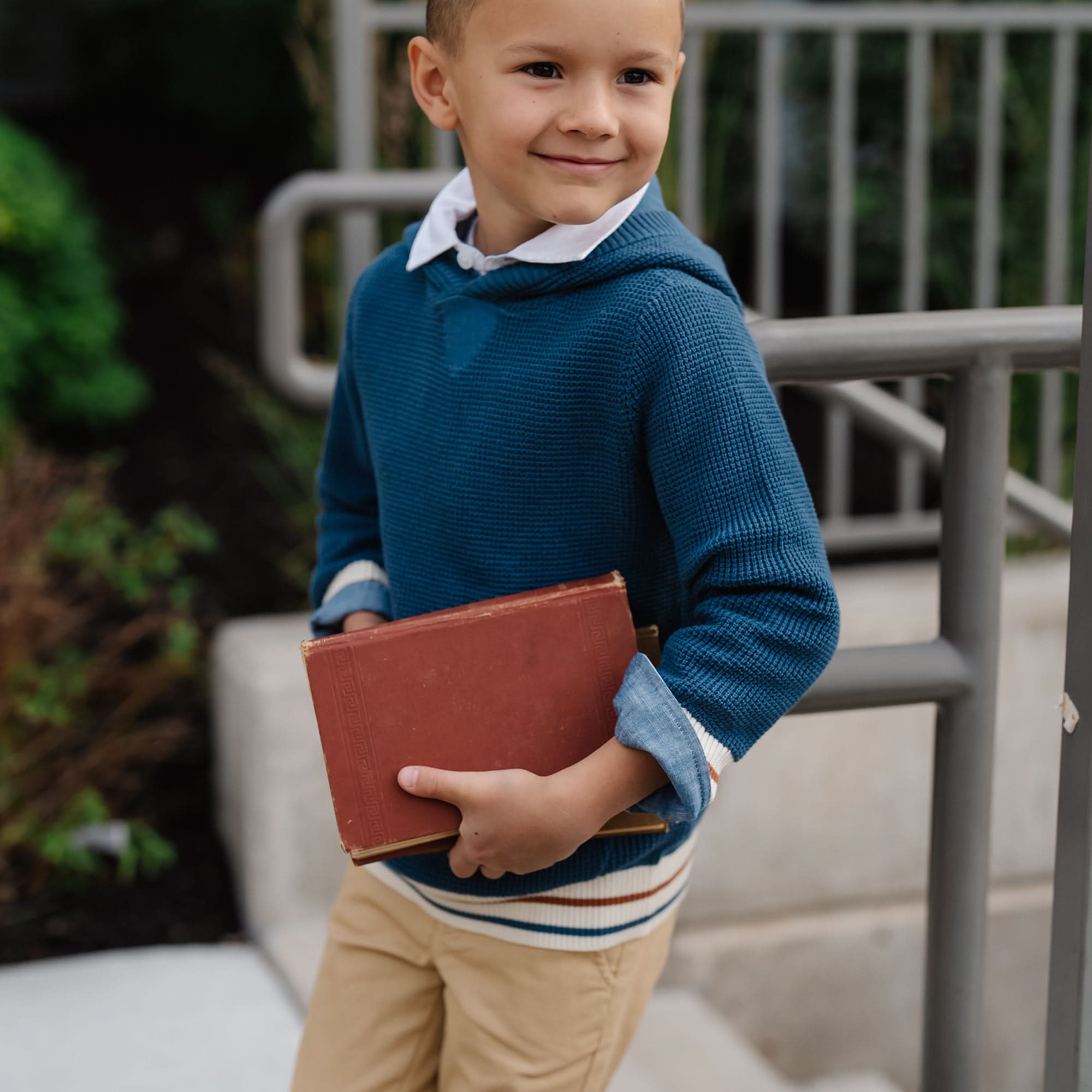 Kanga Sweater Hoodie (Dark Blue)