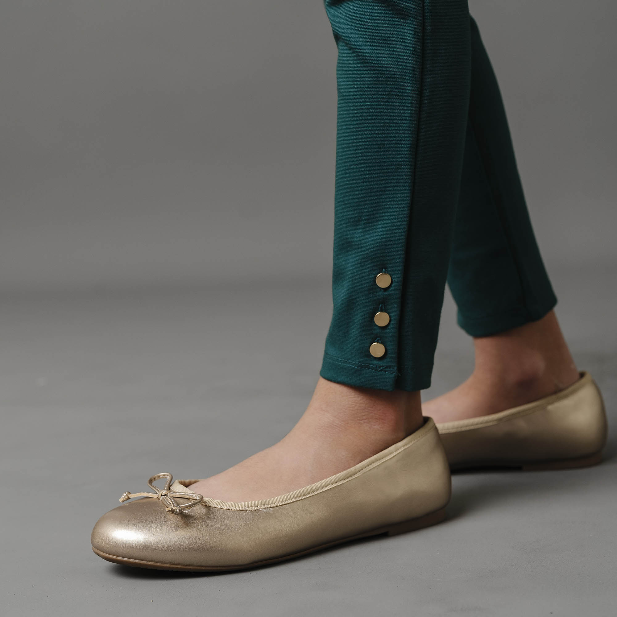 Button Cuff Ponte Pant (Green 2T-12)