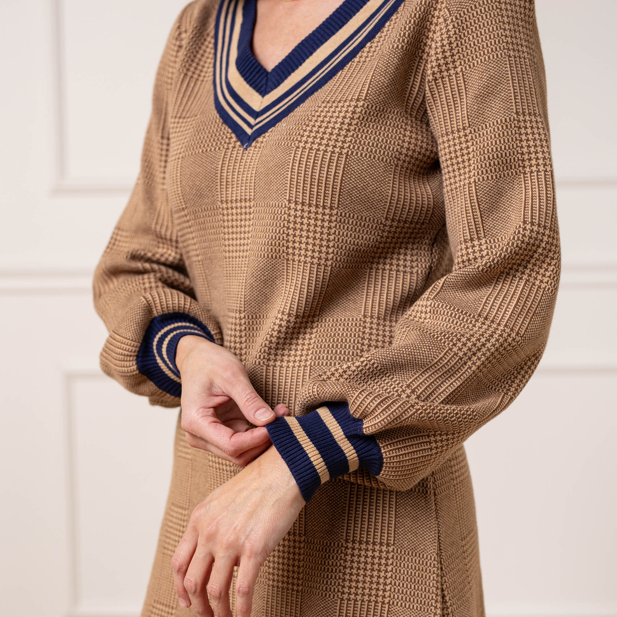 Intarsia Cricket Sweater Dress (Brown)