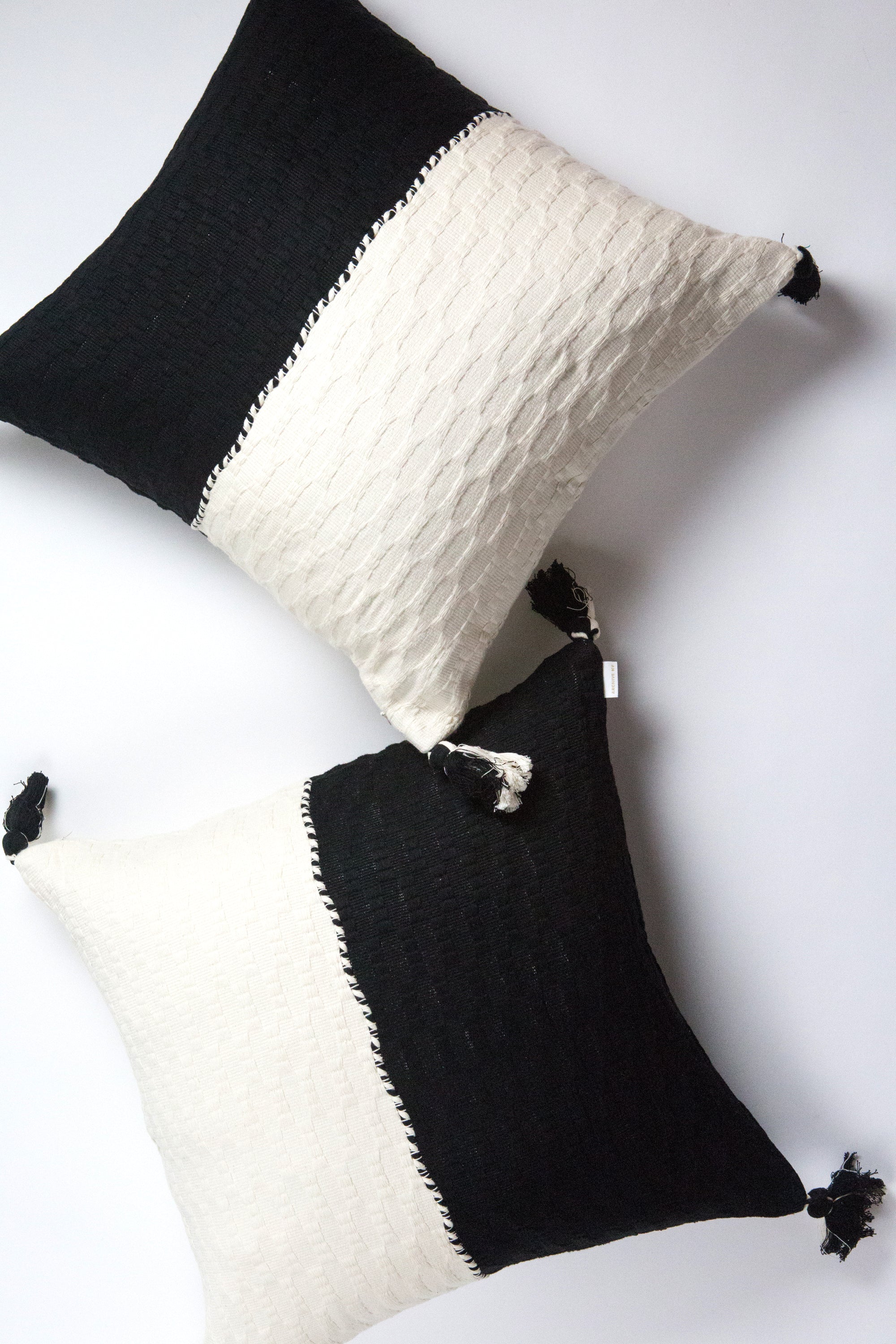 Antigua Pillow (Black & White Colorblocked)