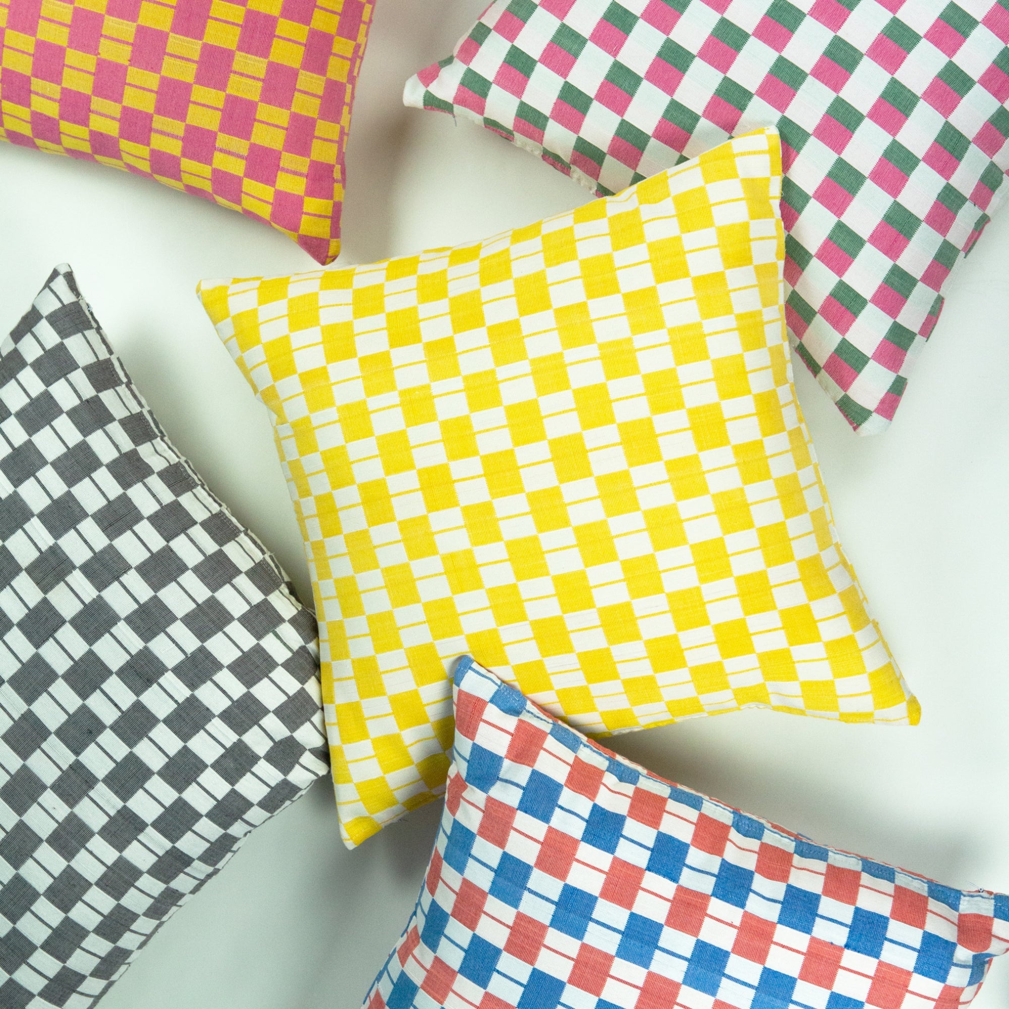 Sujani Pillow (Yellow & White Checkered)