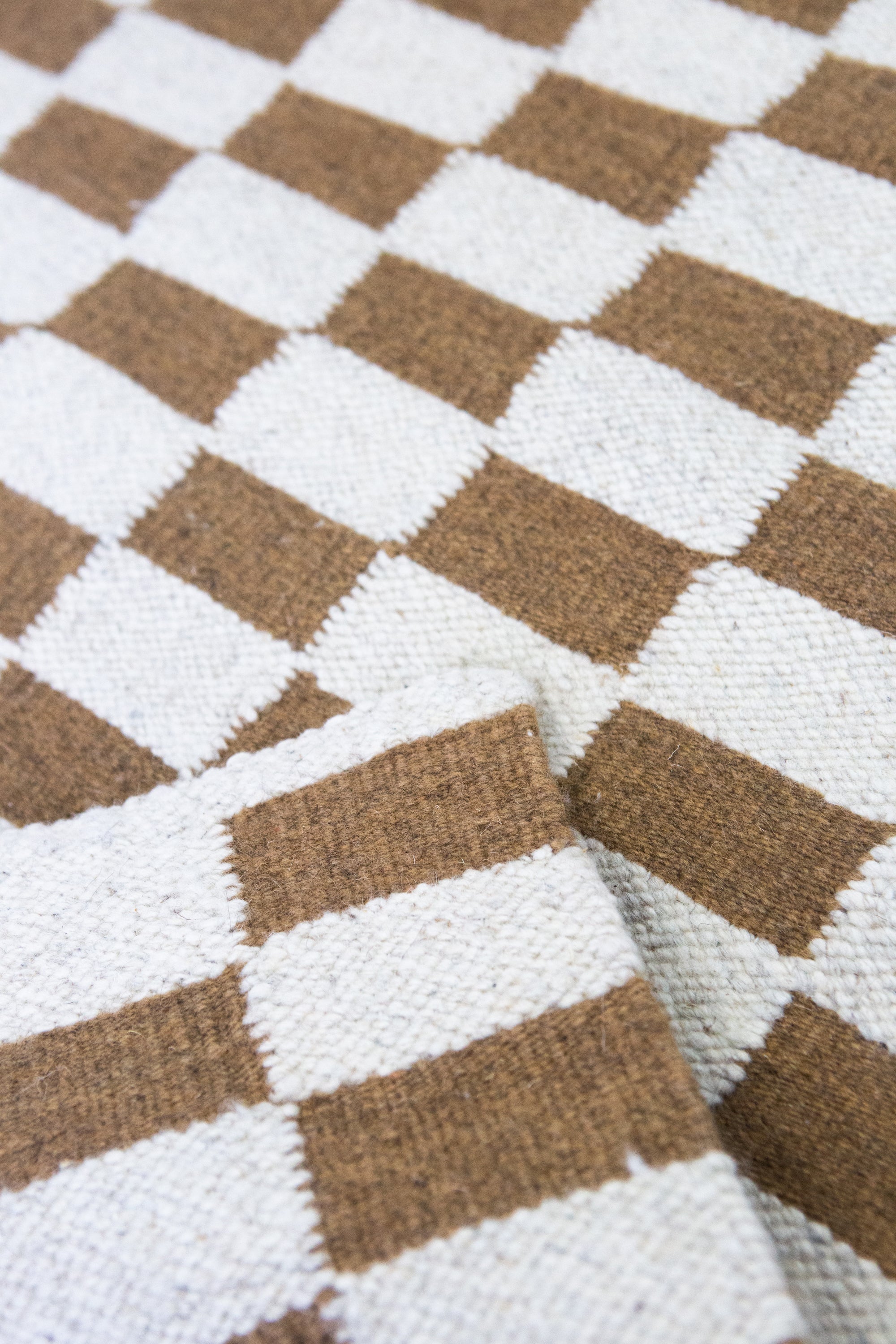 Zapotec Checkered Rug (Umber & Ivory)