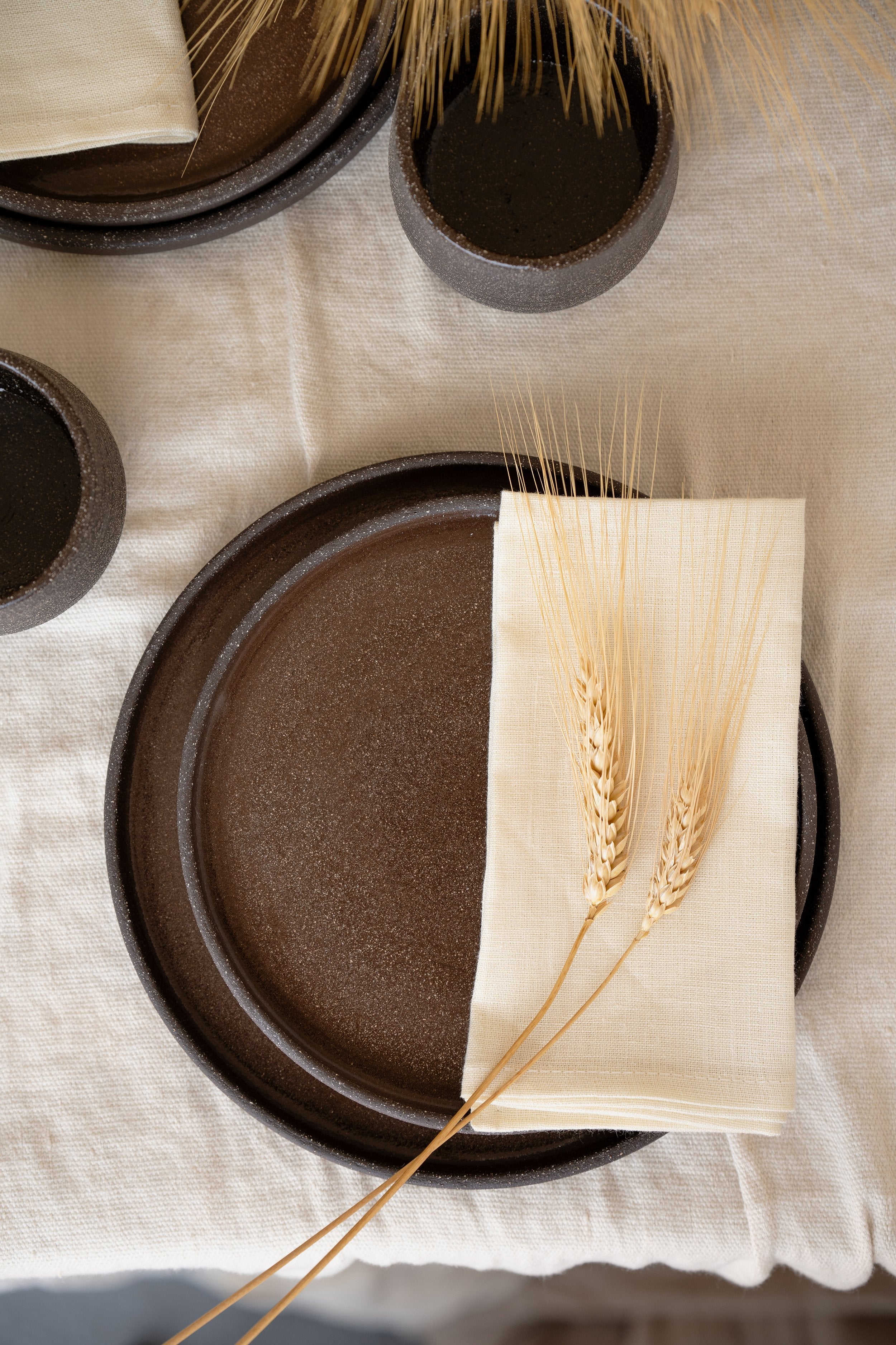 Stoneware Dinner Plates (Pumpernickel)