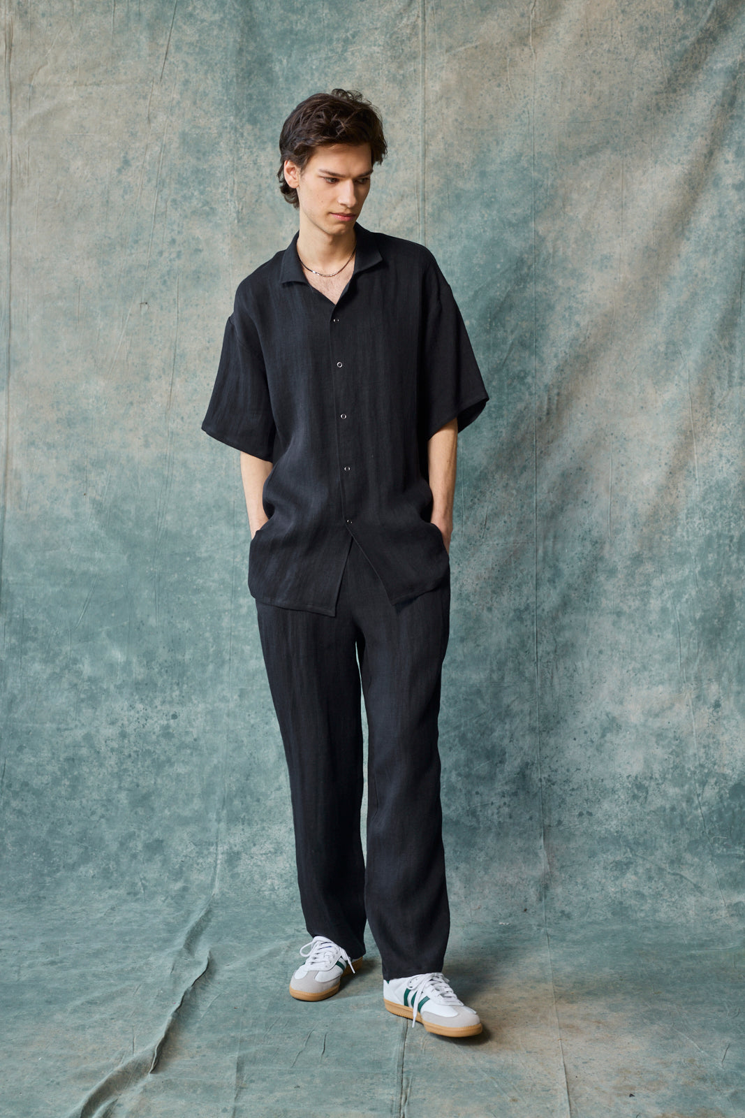 Gender-Neutral Slim Camp Collar Shirt (Black Linen)