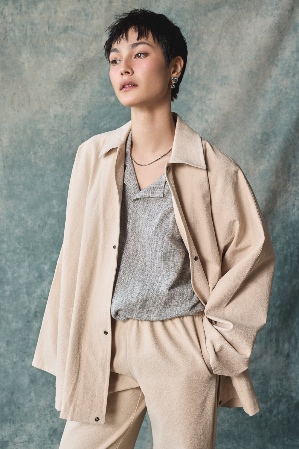 Gender-Neutral Oversized Shirt Jacket (Milk Tea)