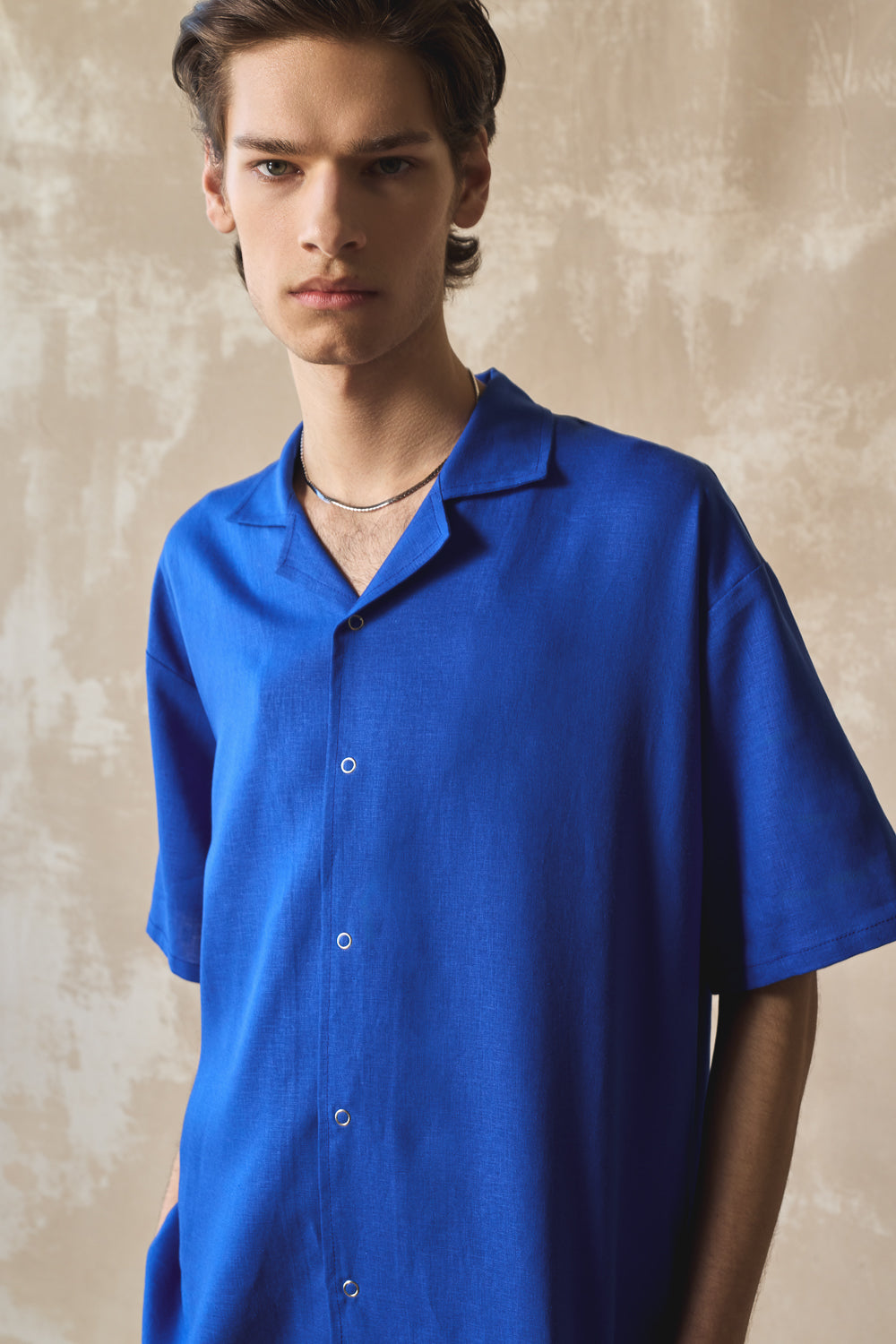 Gender-Neutral Slim Camp Collar Shirt (Lapis)