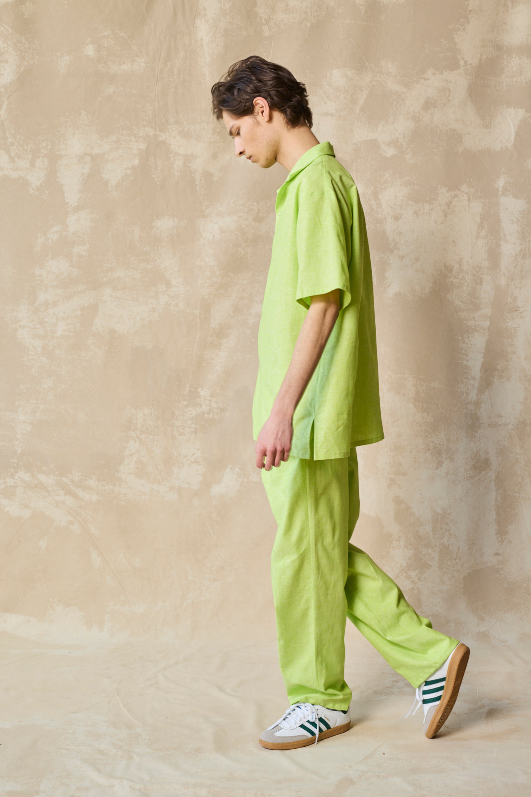 Gender-Neutral Slim Camp Collar Shirt (Lime)