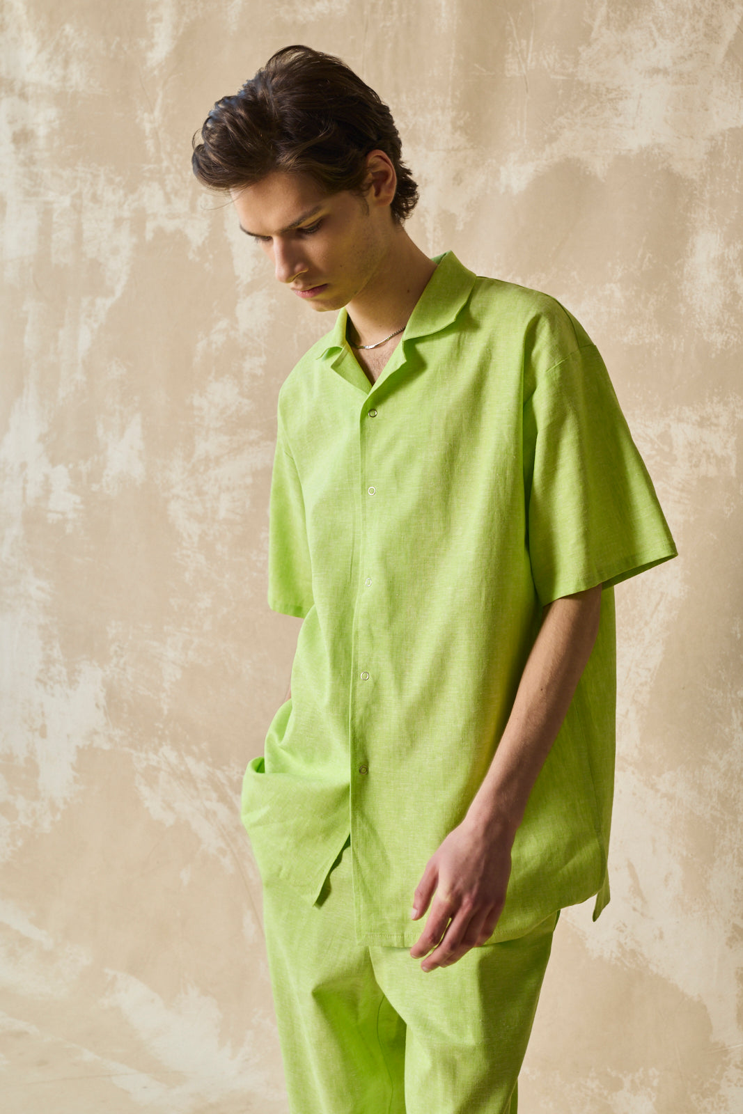 Gender-Neutral Slim Camp Collar Shirt (Lime)