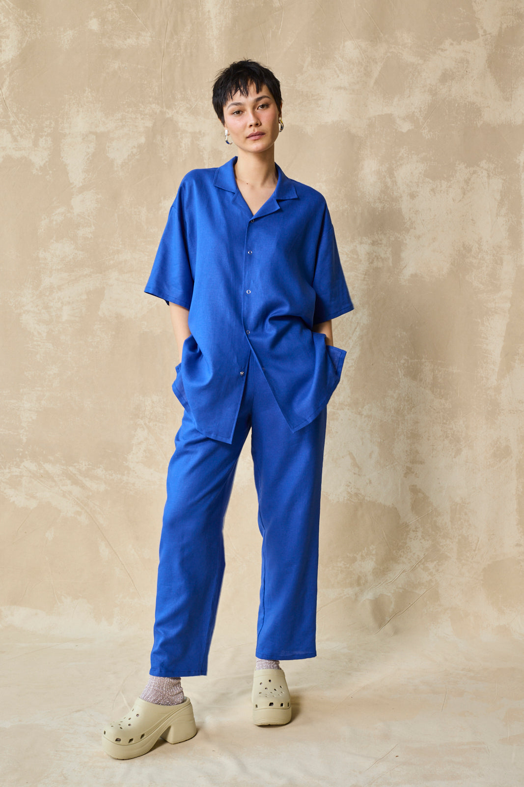 Gender-Neutral Column Pant (Lapis)