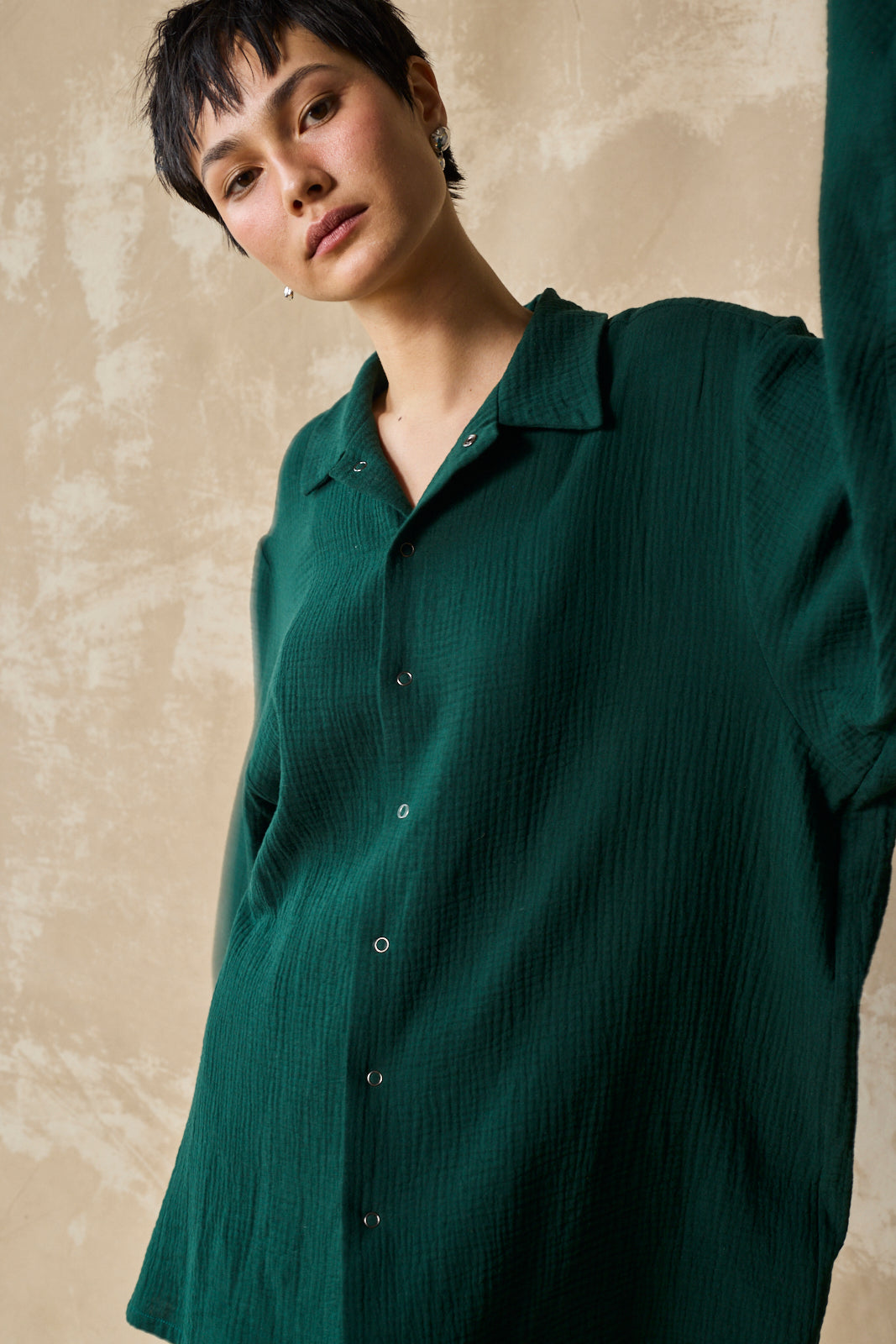 Gender-Neutral Snap Shirt (Nori)
