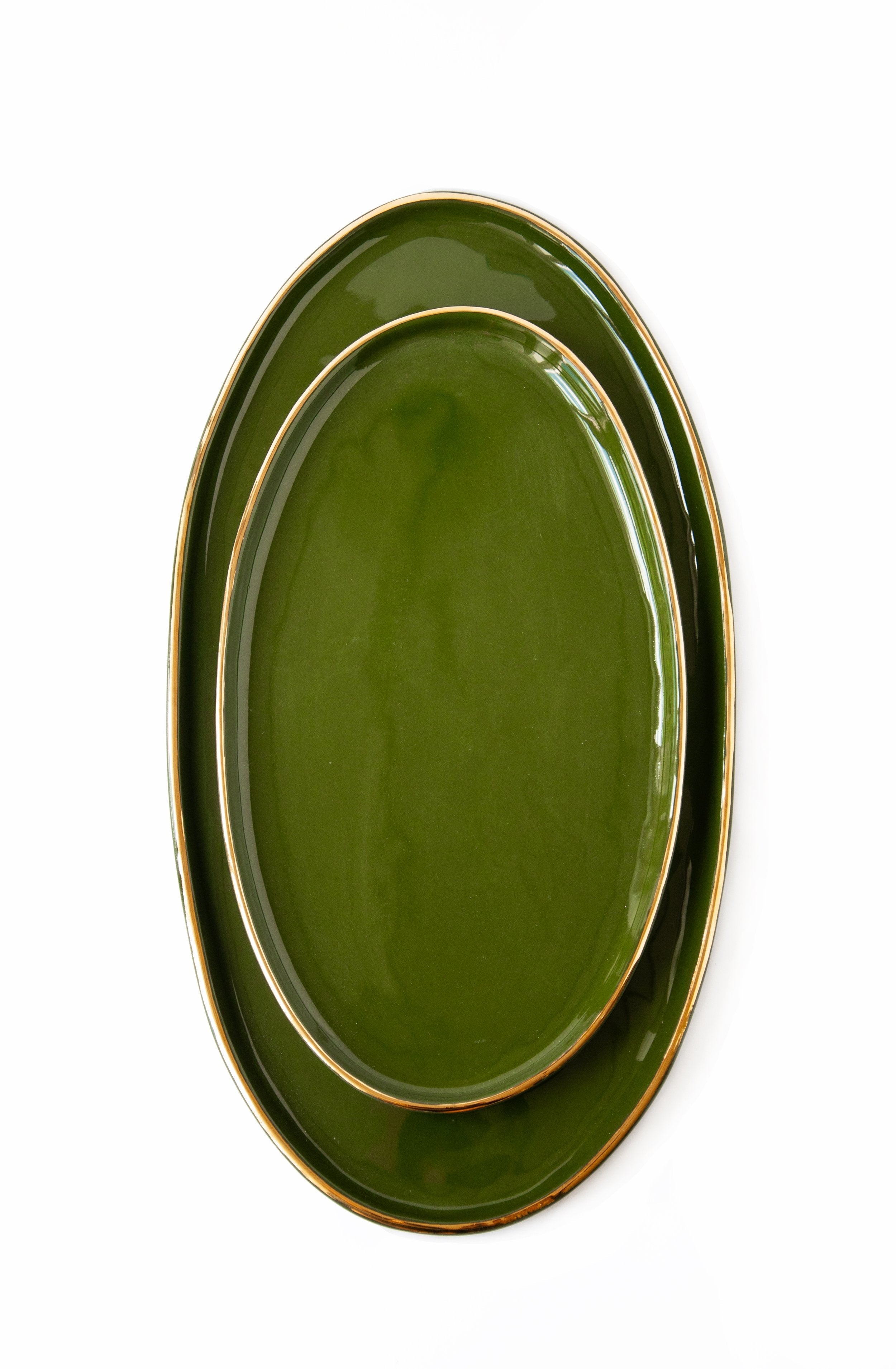 Porcelain Oval Serving Platter with Gold Rim (Green)
