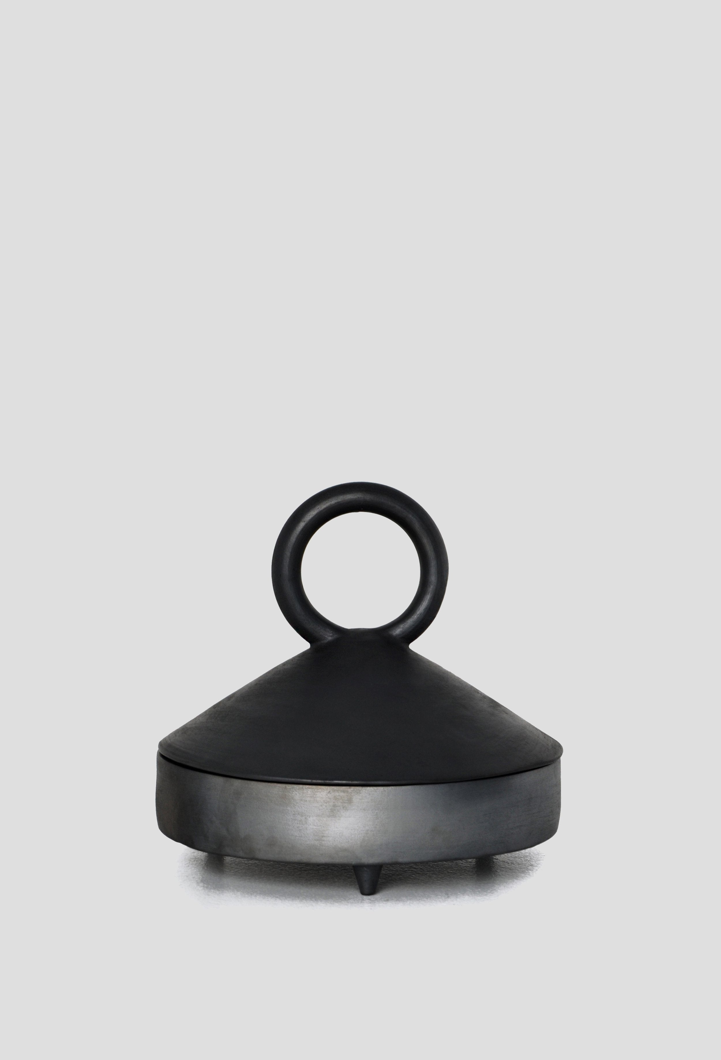 Danuta Kril Shallow Serving Bowl with Lid