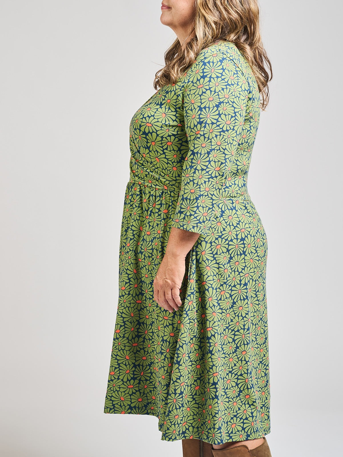 Callie Long Sleeve Plus Size Wrap Dress (Olive Floral)