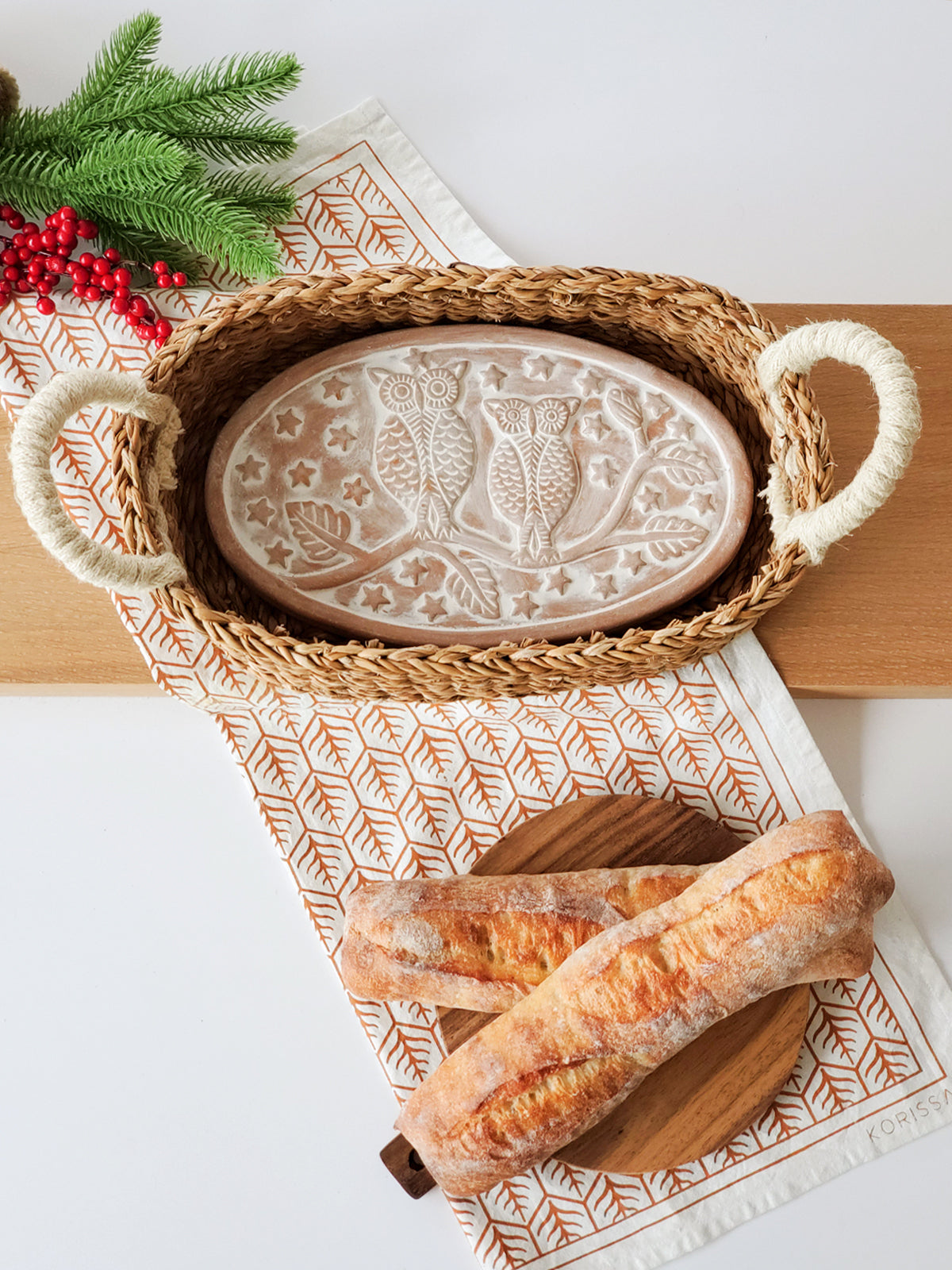 Bread Warmer & Basket (Owl Oval)