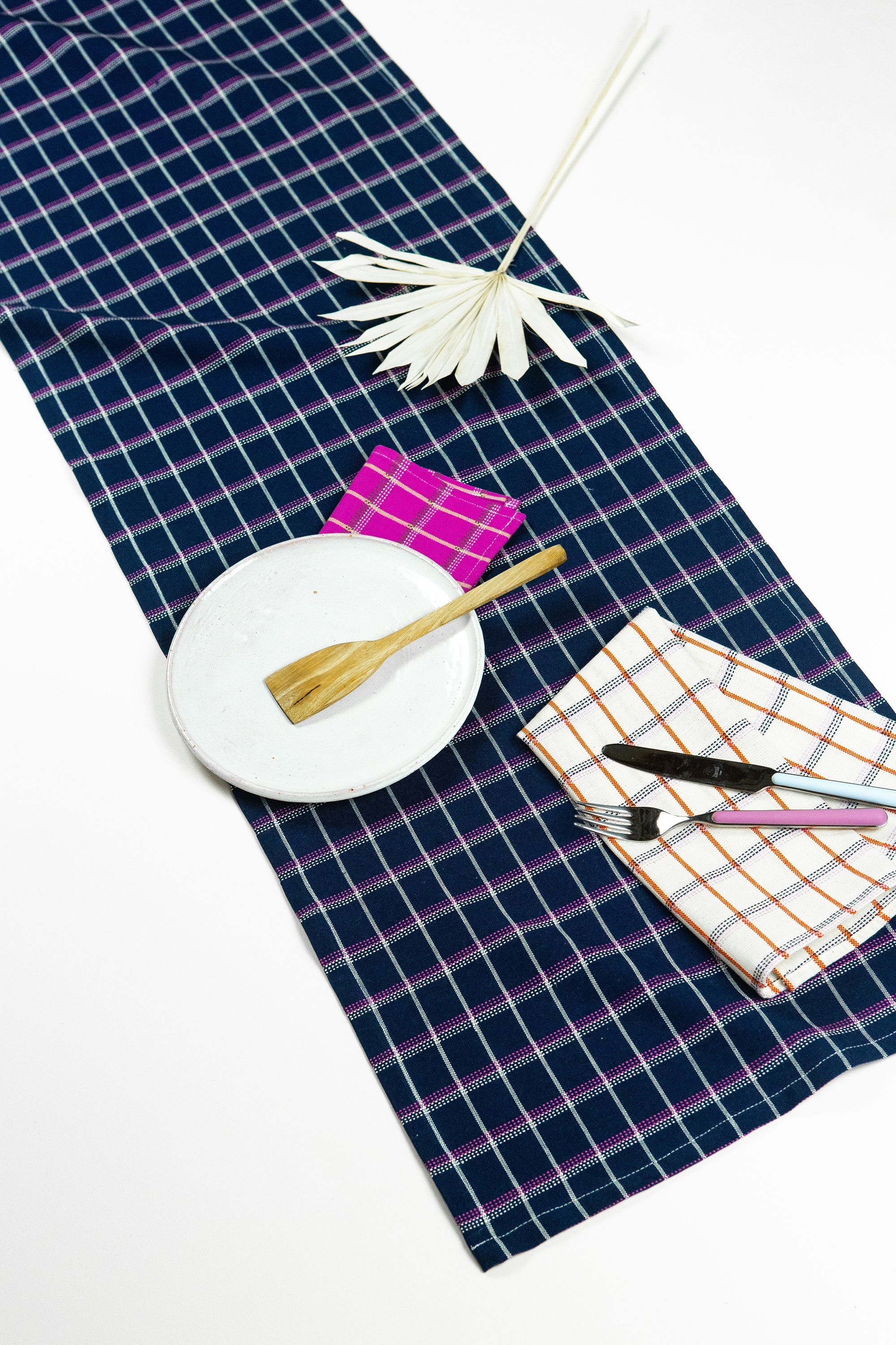 San Lucas Plaid Table Runner (Navy)