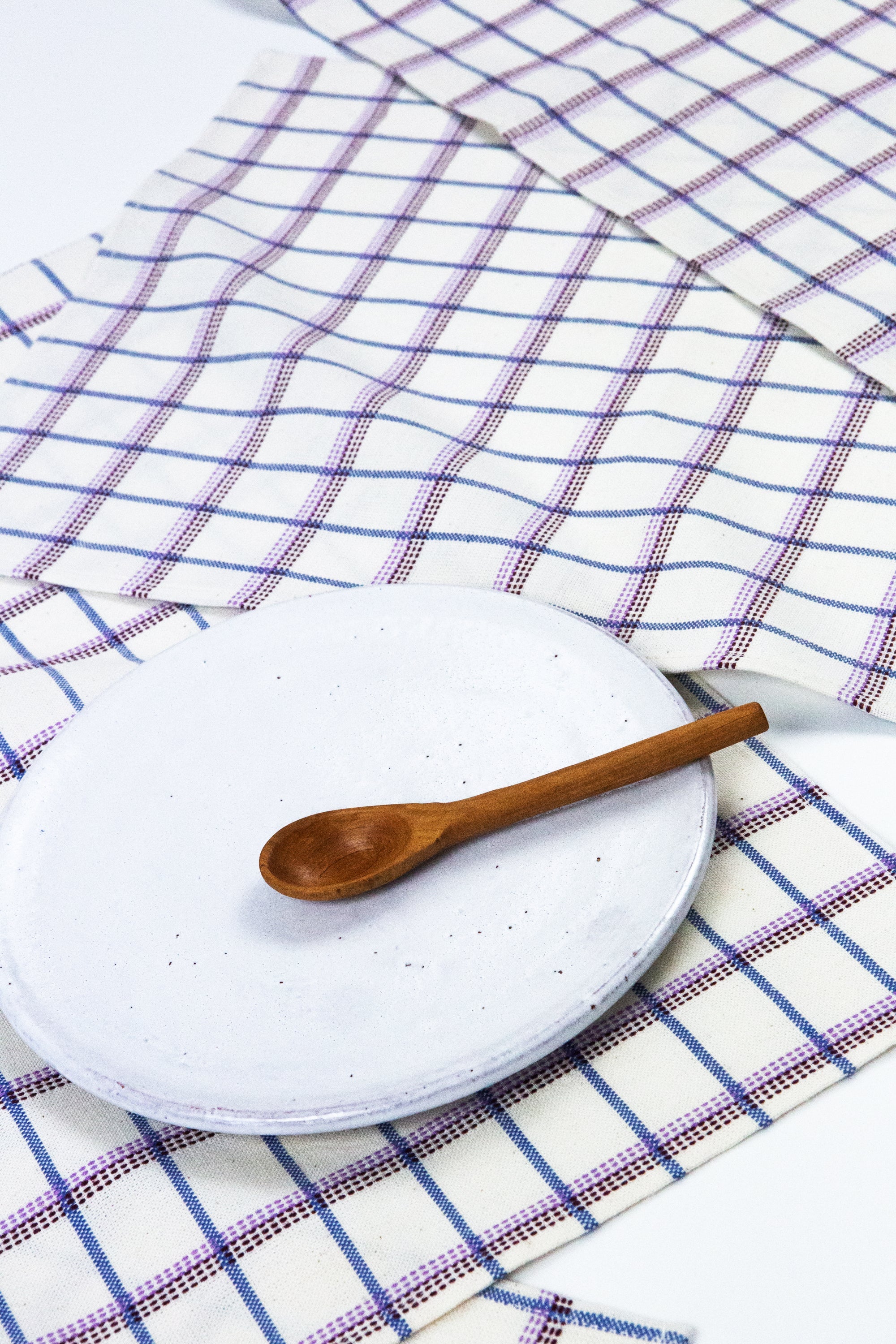 San Lucas Plaid Placemat (White & Lilac)