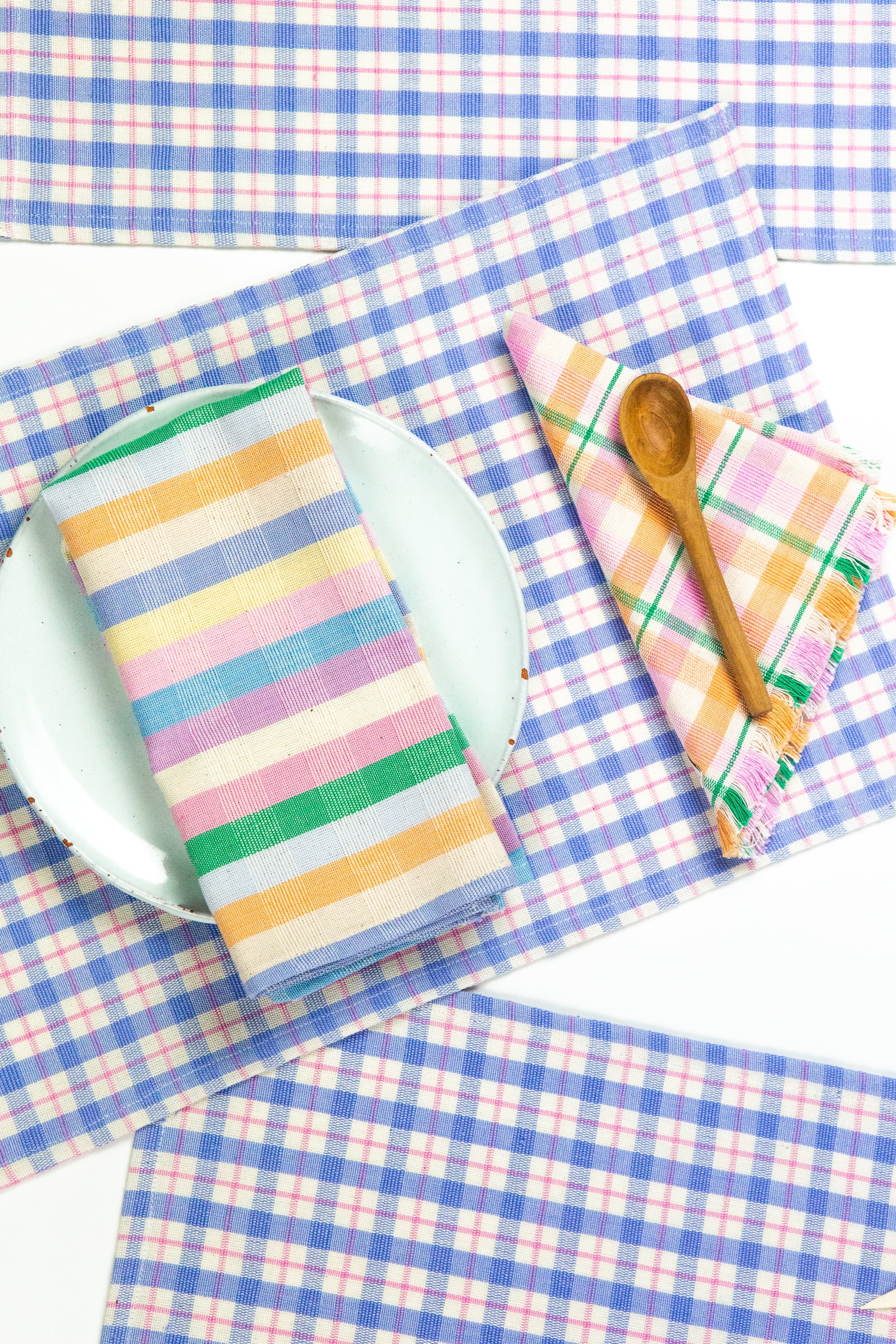 Sofia Plaid Placemat (Blue & Pink)