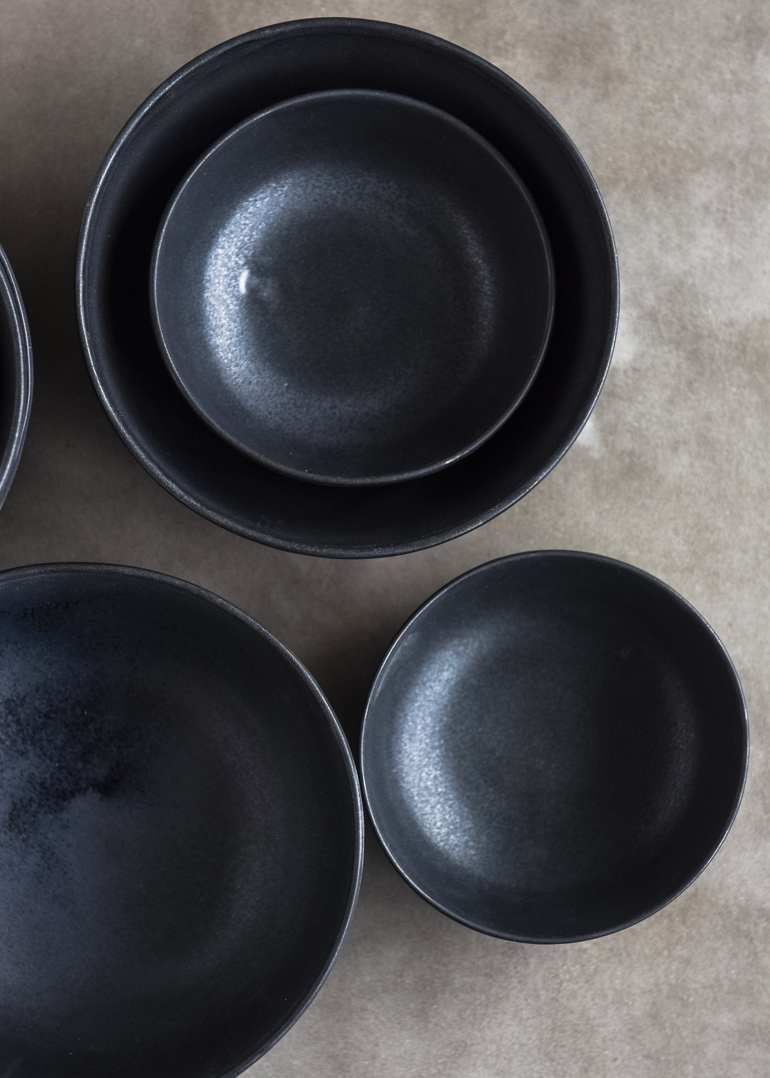 Matte Stoneware Bowl (Black)