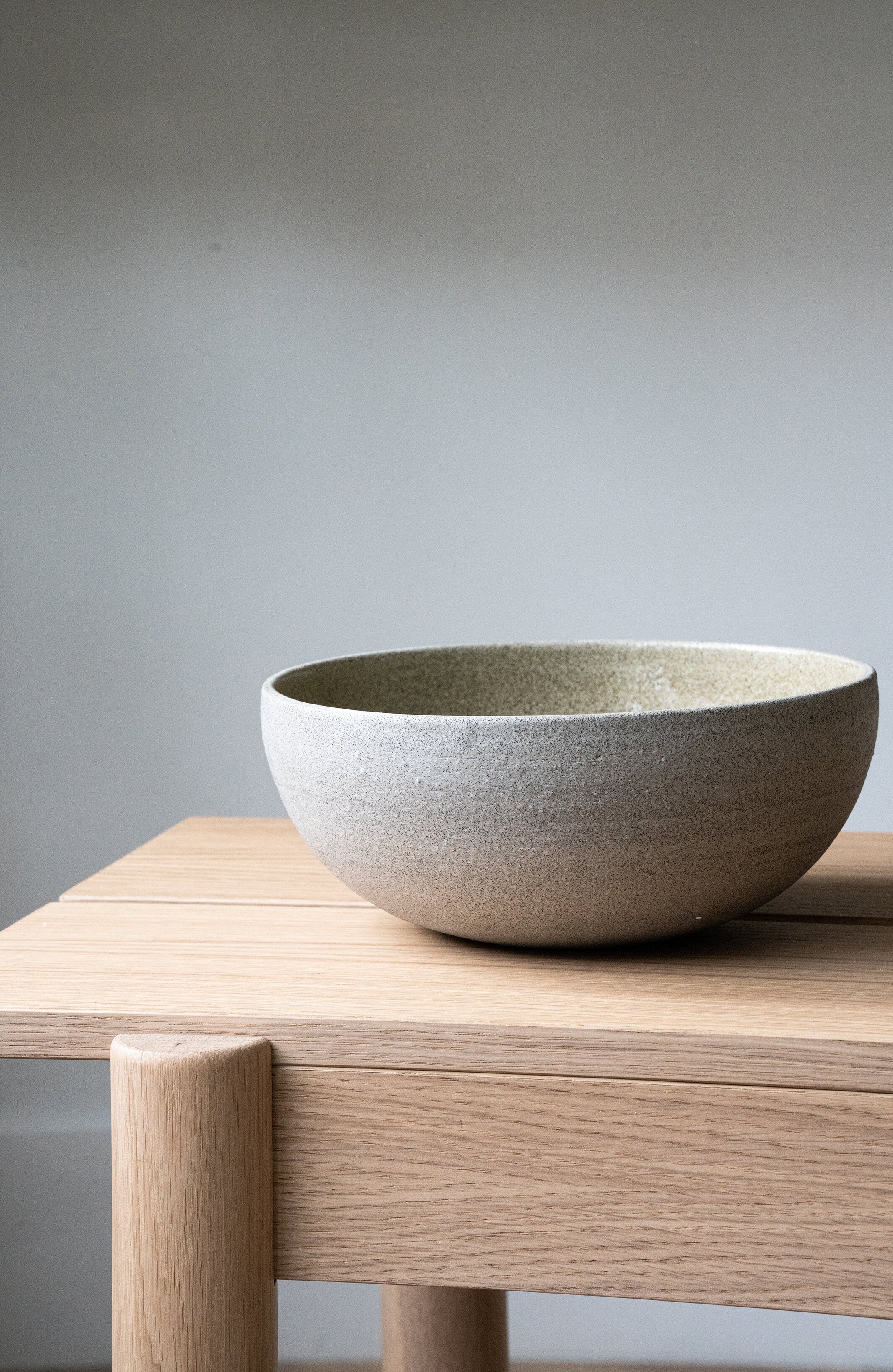 Stoneware Ramen Bowl (Concrete)