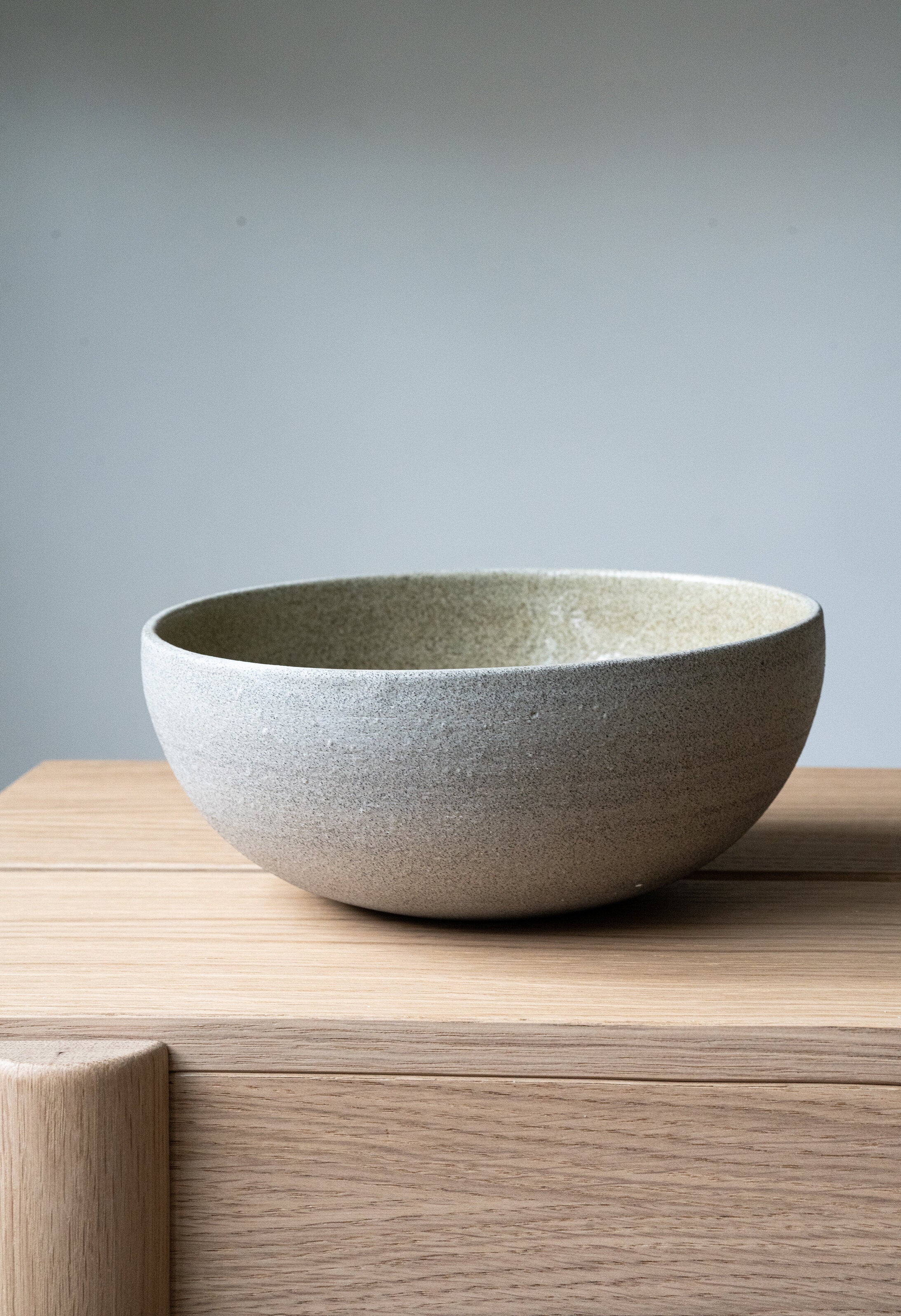 Stoneware Ramen Bowl (Concrete)