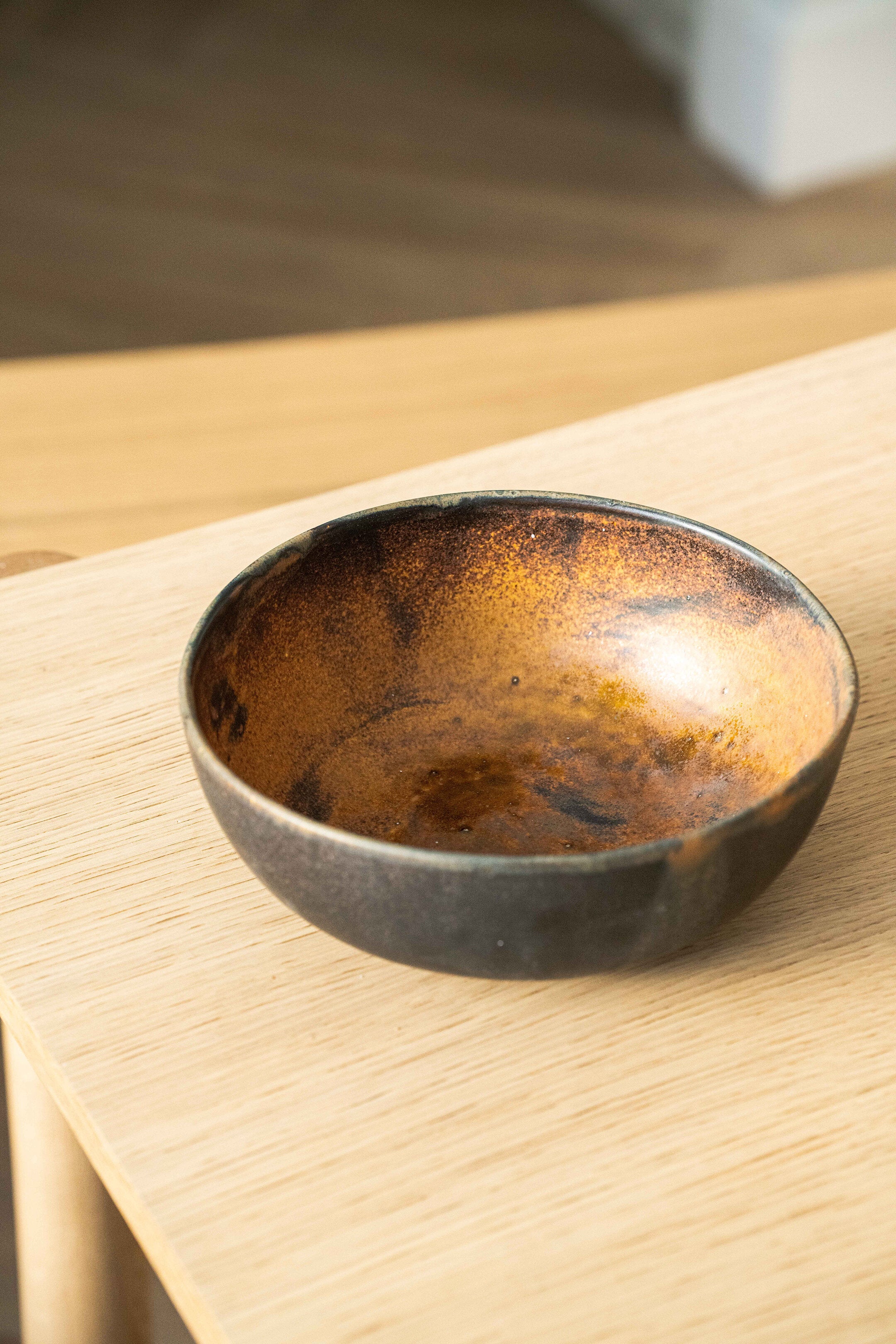 Stoneware Salad Serving Bowl (Rust)