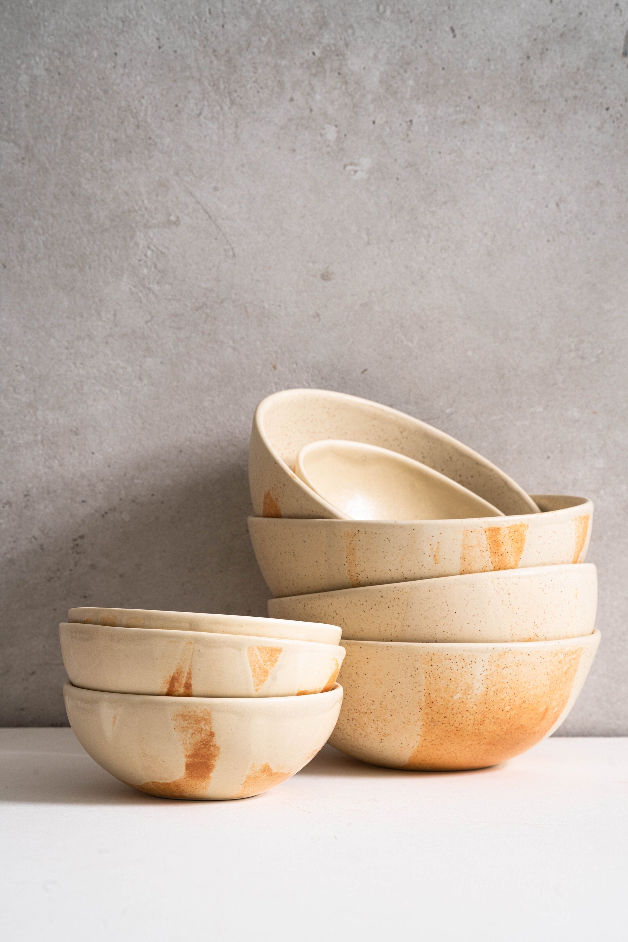 Matte Stoneware Bowl (Beige)