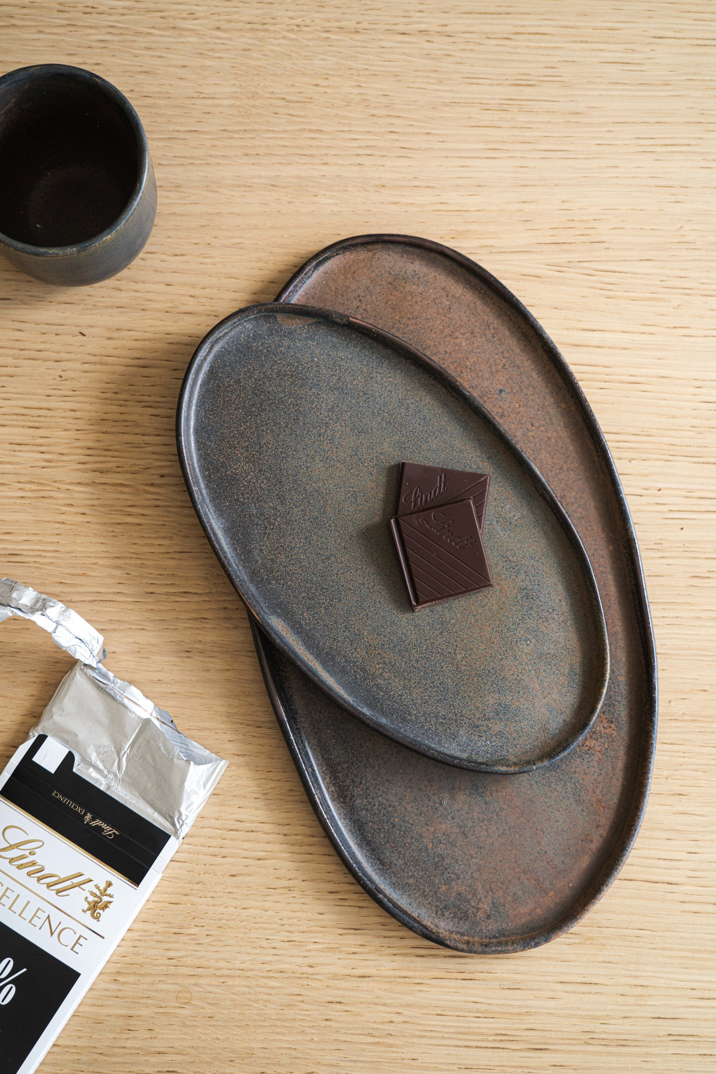Stoneware Oval Serving Platter (Rust)