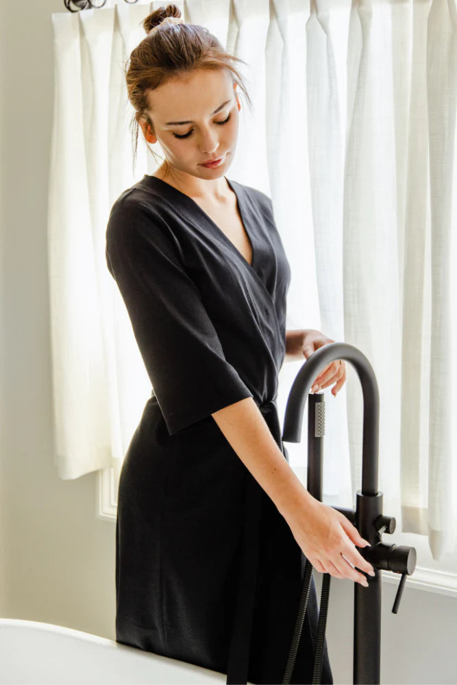 Pima Short Robe (Black)