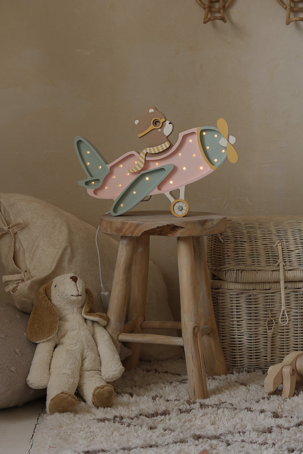 Little Lights Candy Sweet vintage plane lamp with bear, remote-controlled LED nursery décor