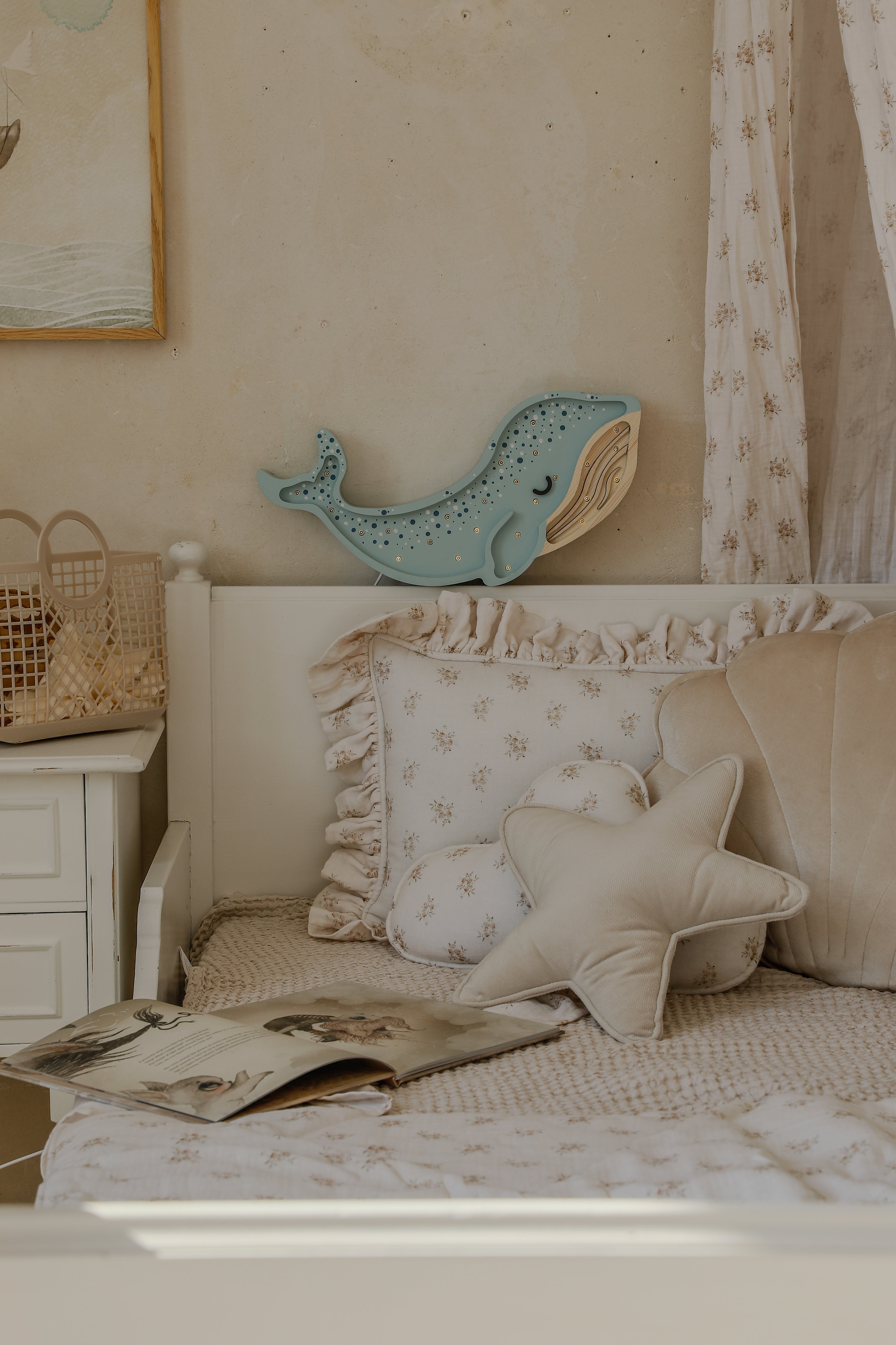Whale Lamp