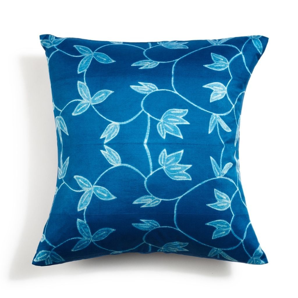 Folio Handcrafted Shibori Mulberry Silk Pillow (Indigo)
