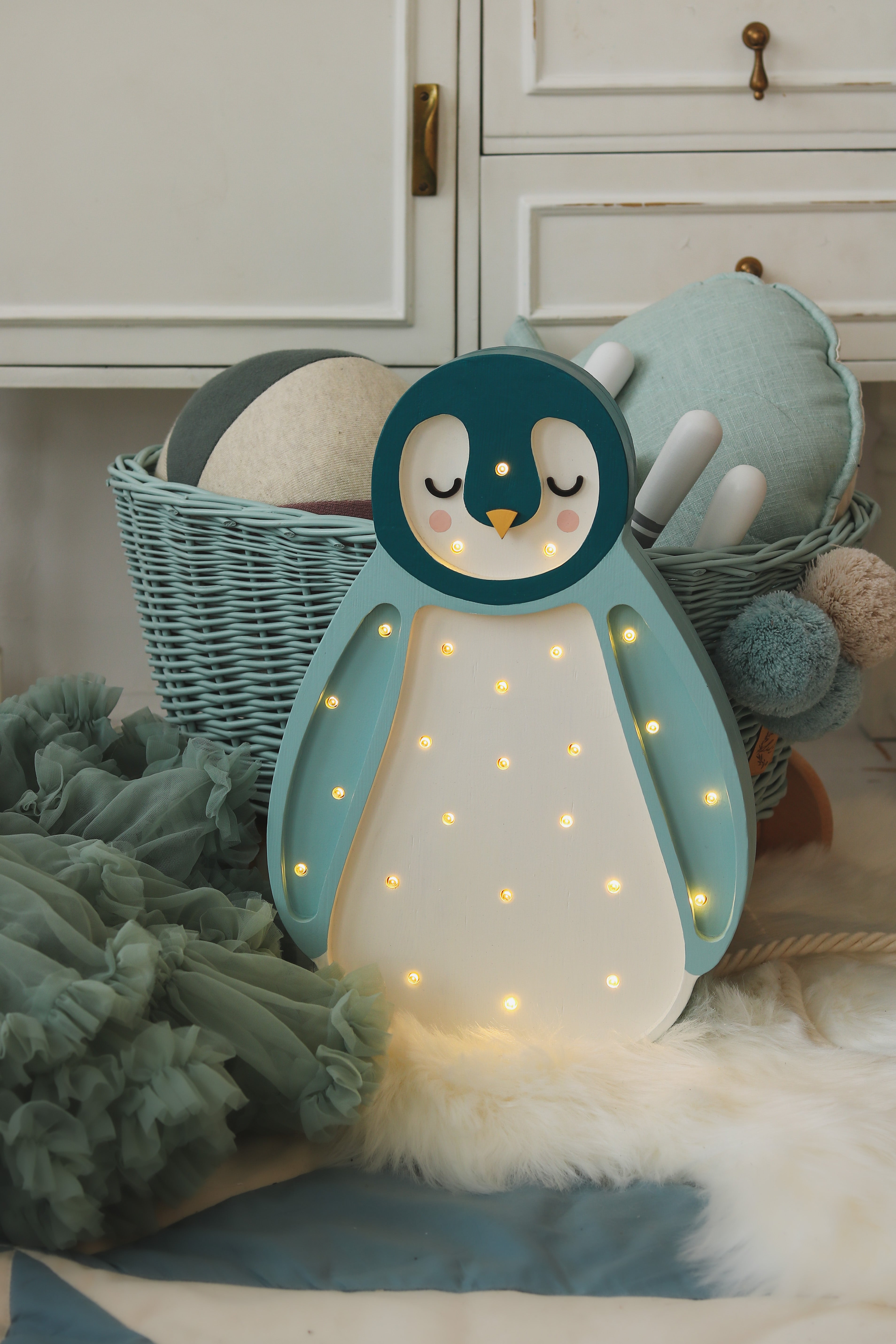 eal Little Lights wooden penguin nightlight, handmade with dimmable LED and remote control