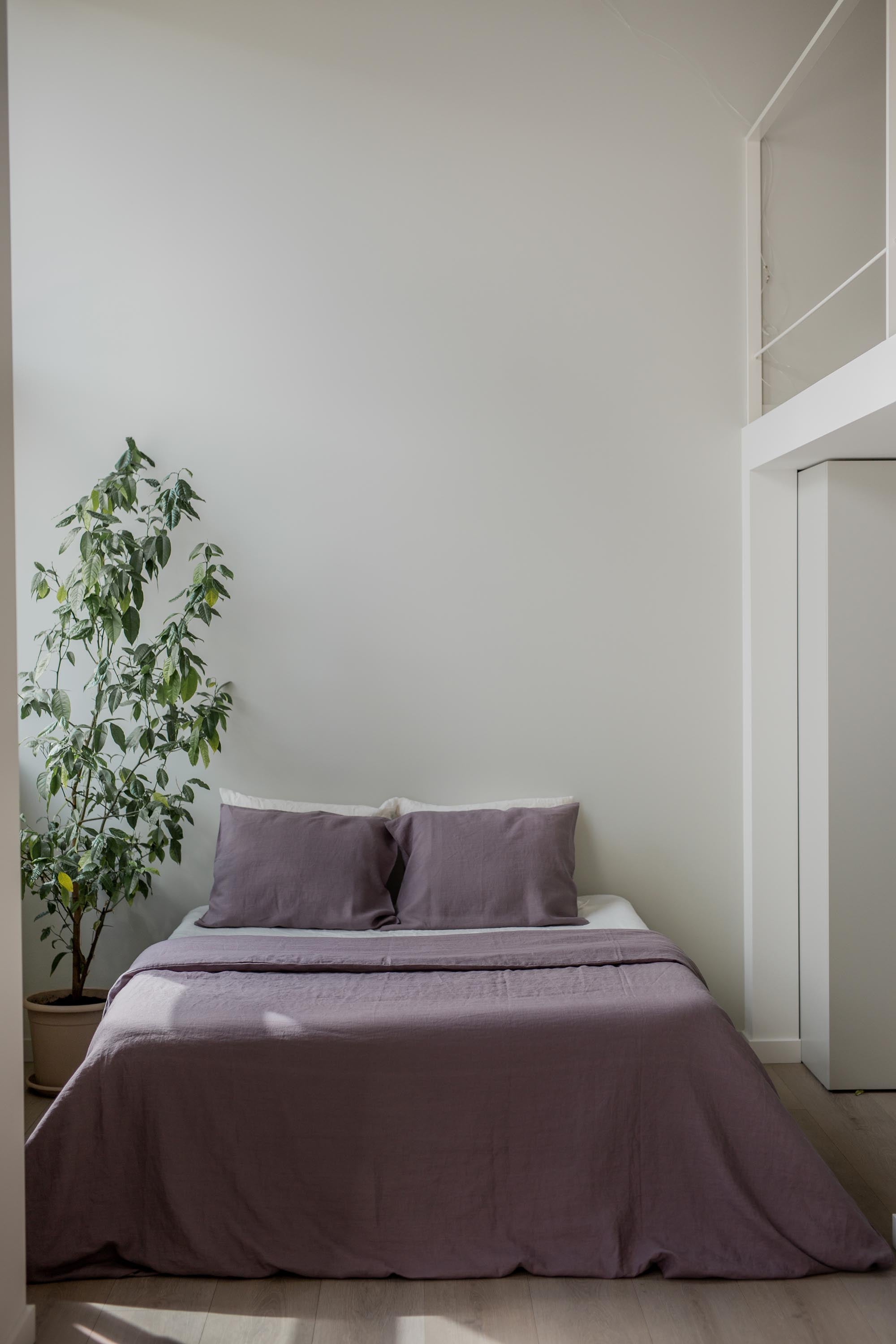 Linen Bedding Set (Dusty Lavender)