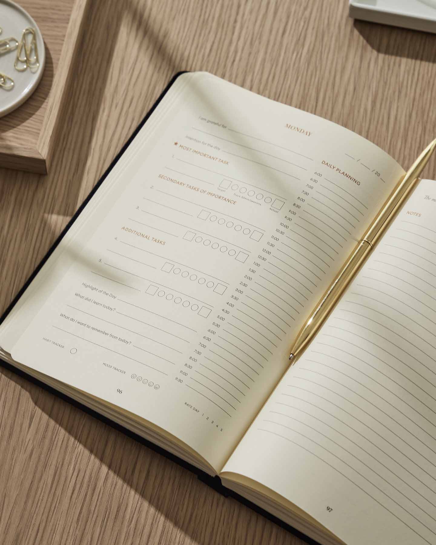 Productivity Planner (Black)