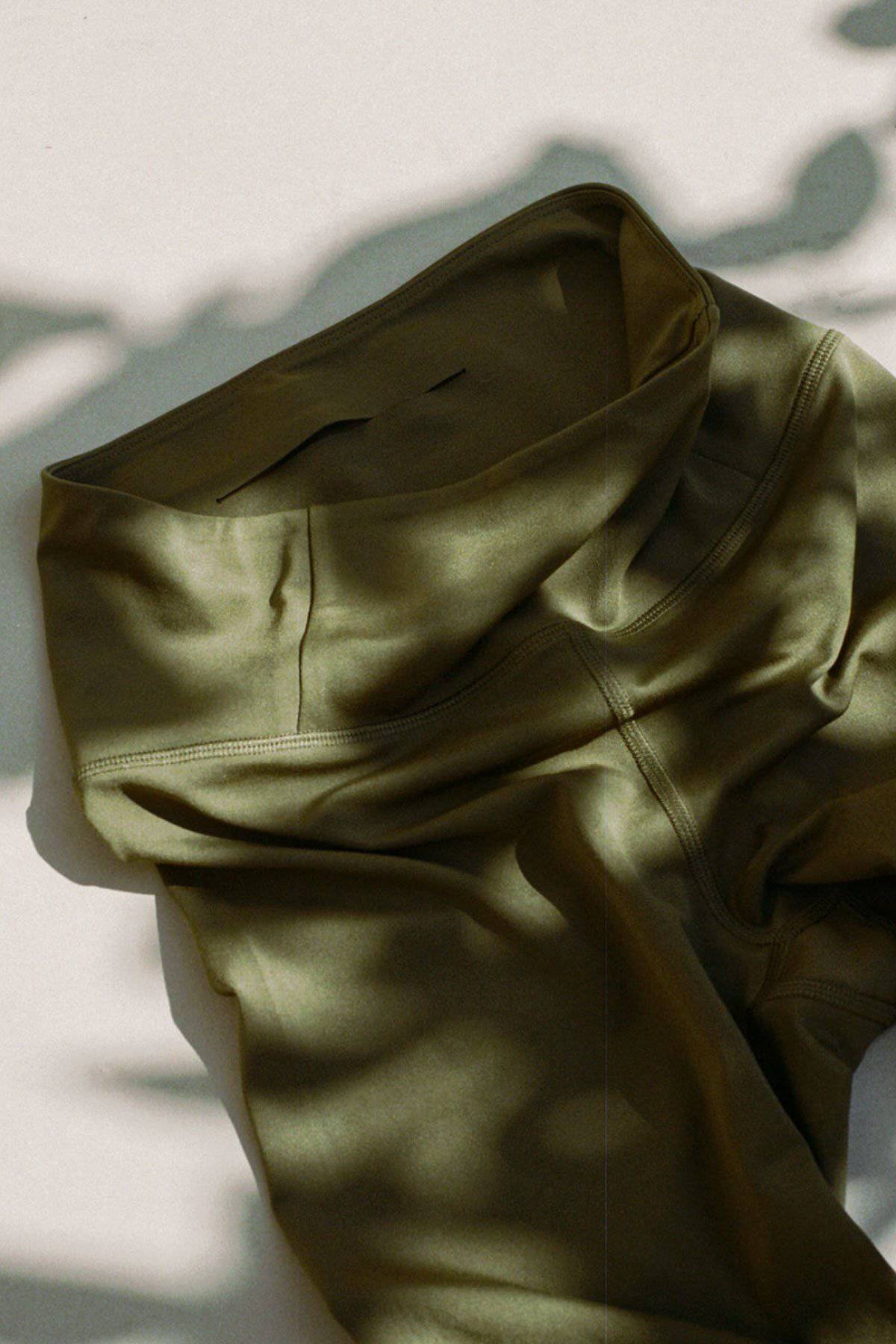 FLOAT Seamless High-Rise Bike Shorts Pants Girlfriend Collective