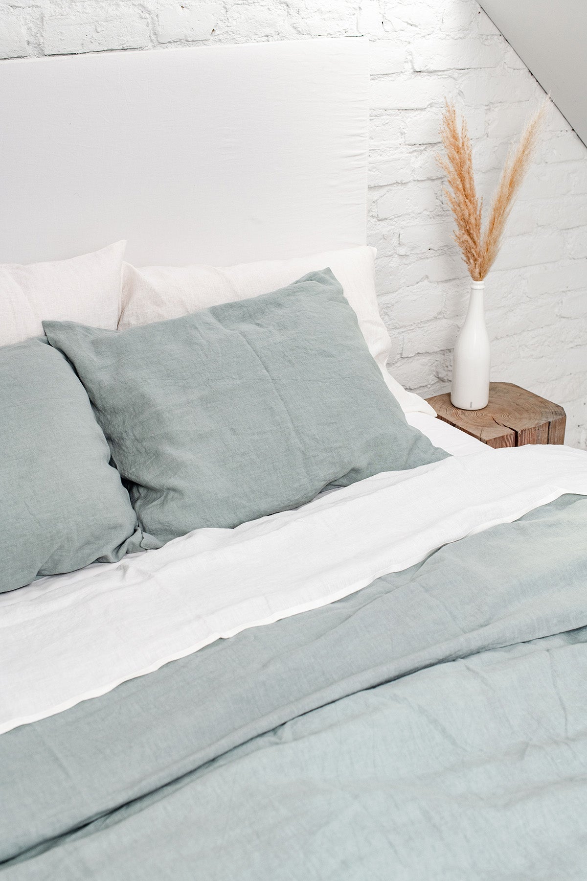 Linen Sheet Set (Sage Green)