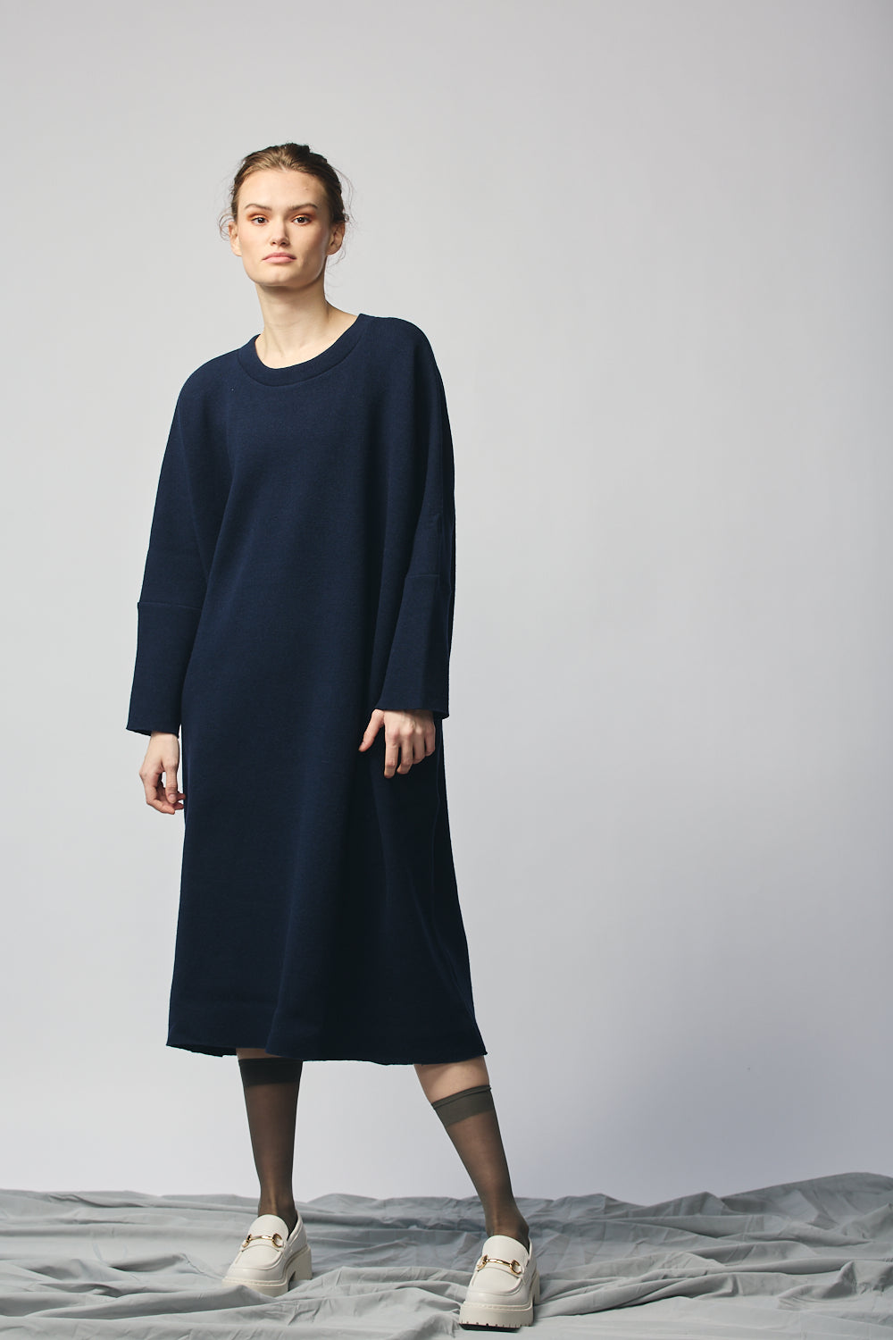 Pullover Sweatshirt Dress (Navy Wool)