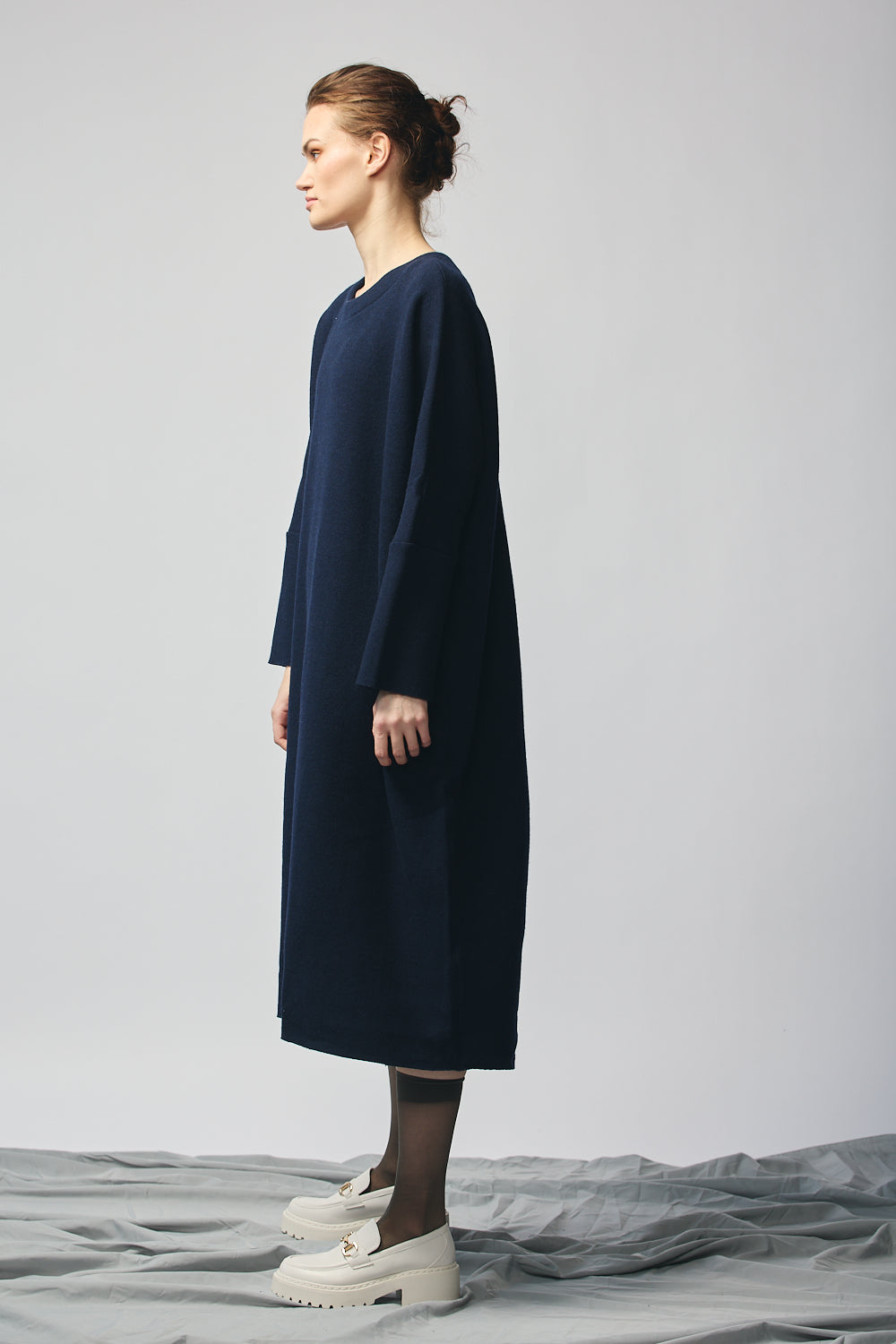 Pullover Sweatshirt Dress (Navy Wool)
