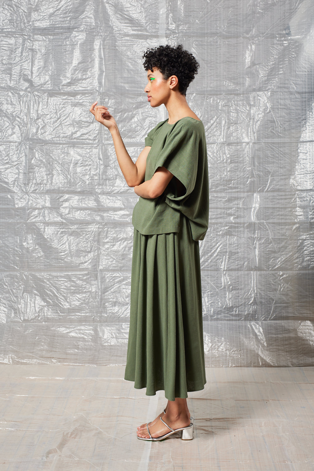 Cropped Split Tee (Sage)
