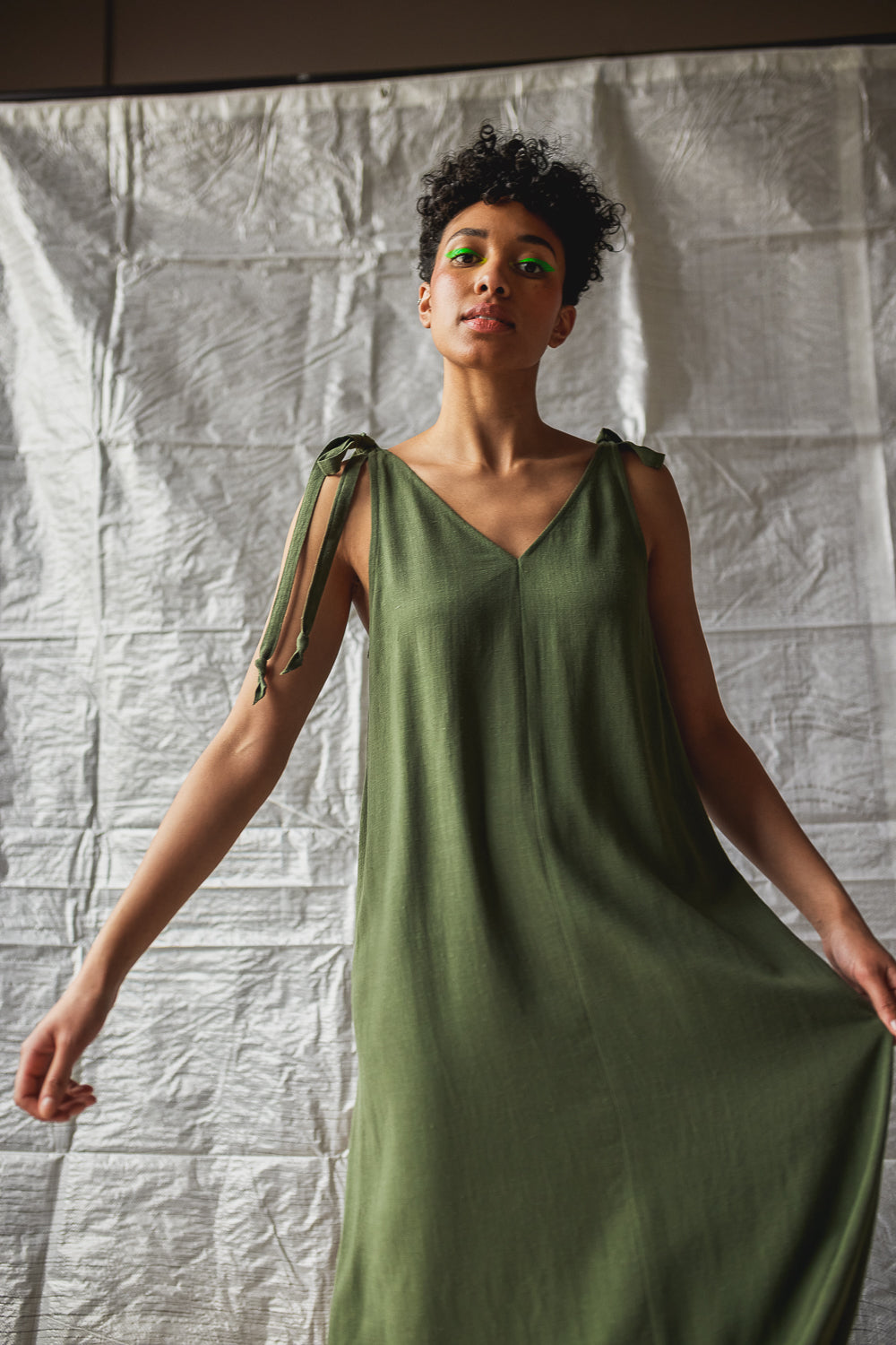 Tie Shoulder Shift (Sage)