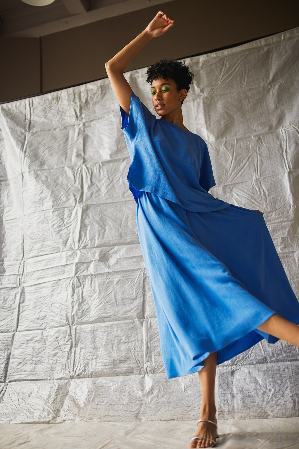 Cropped Split Tee (Periwinkle Blue)