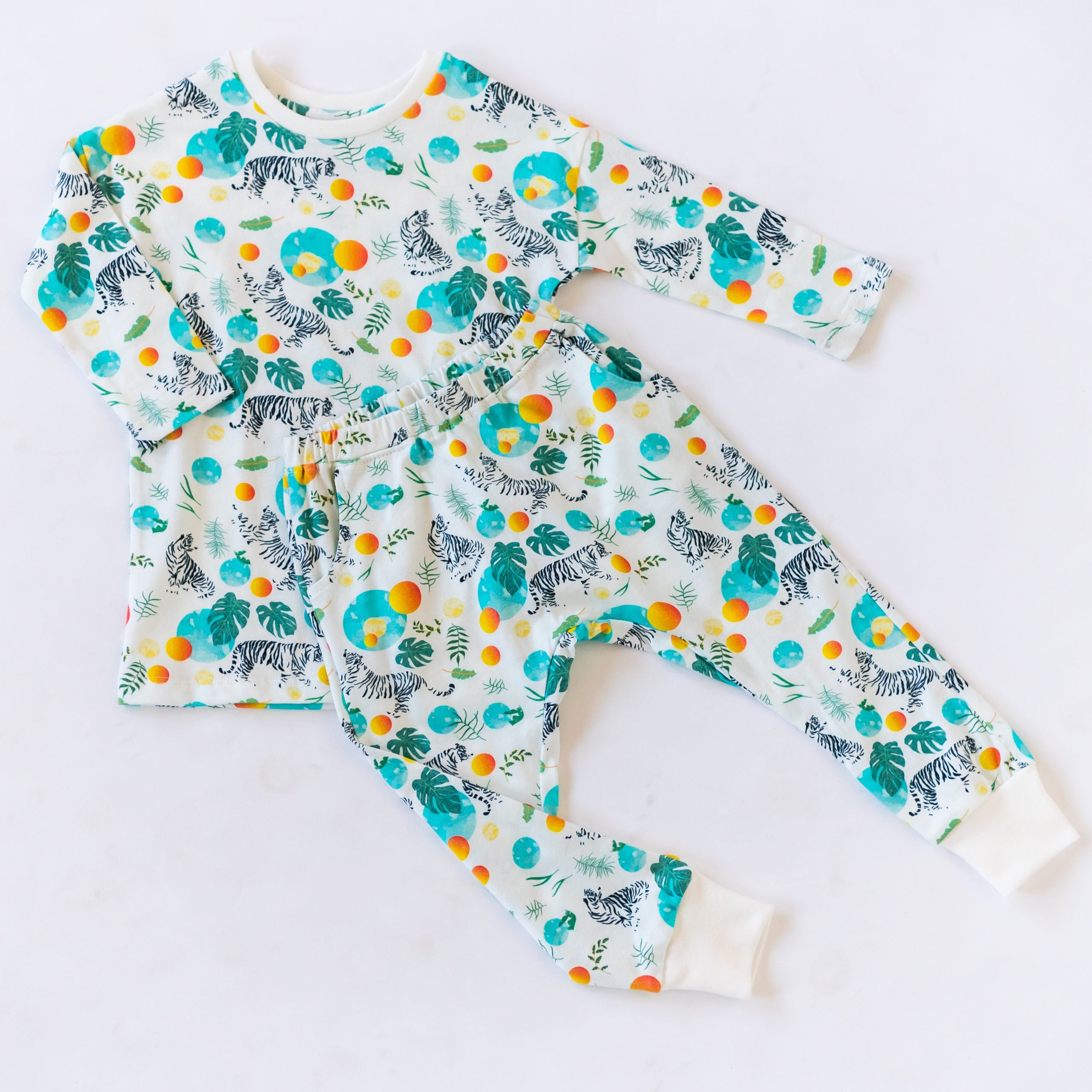 Unisex Sweatpants (Magical Jungle)