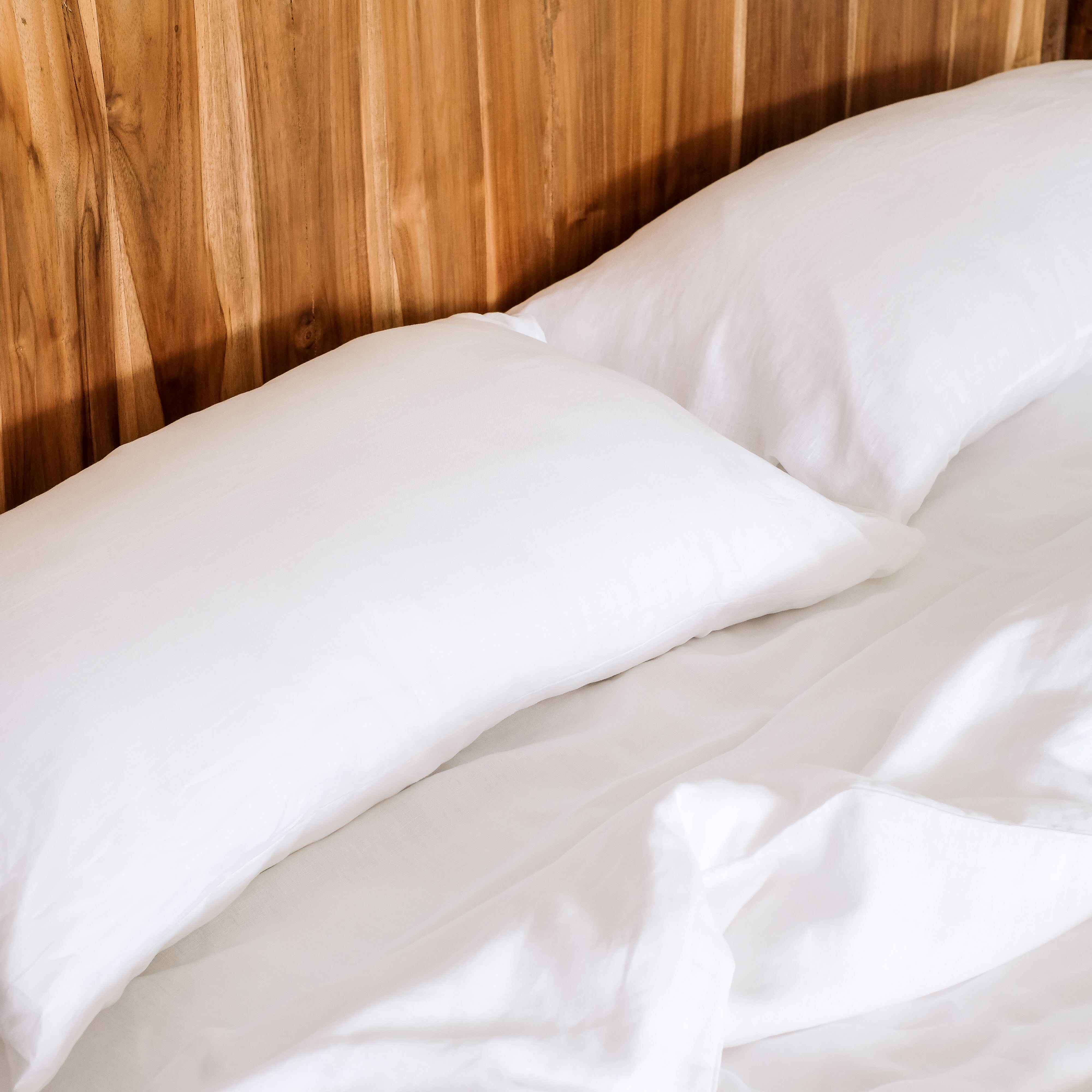 Linen Bedding Set (White)