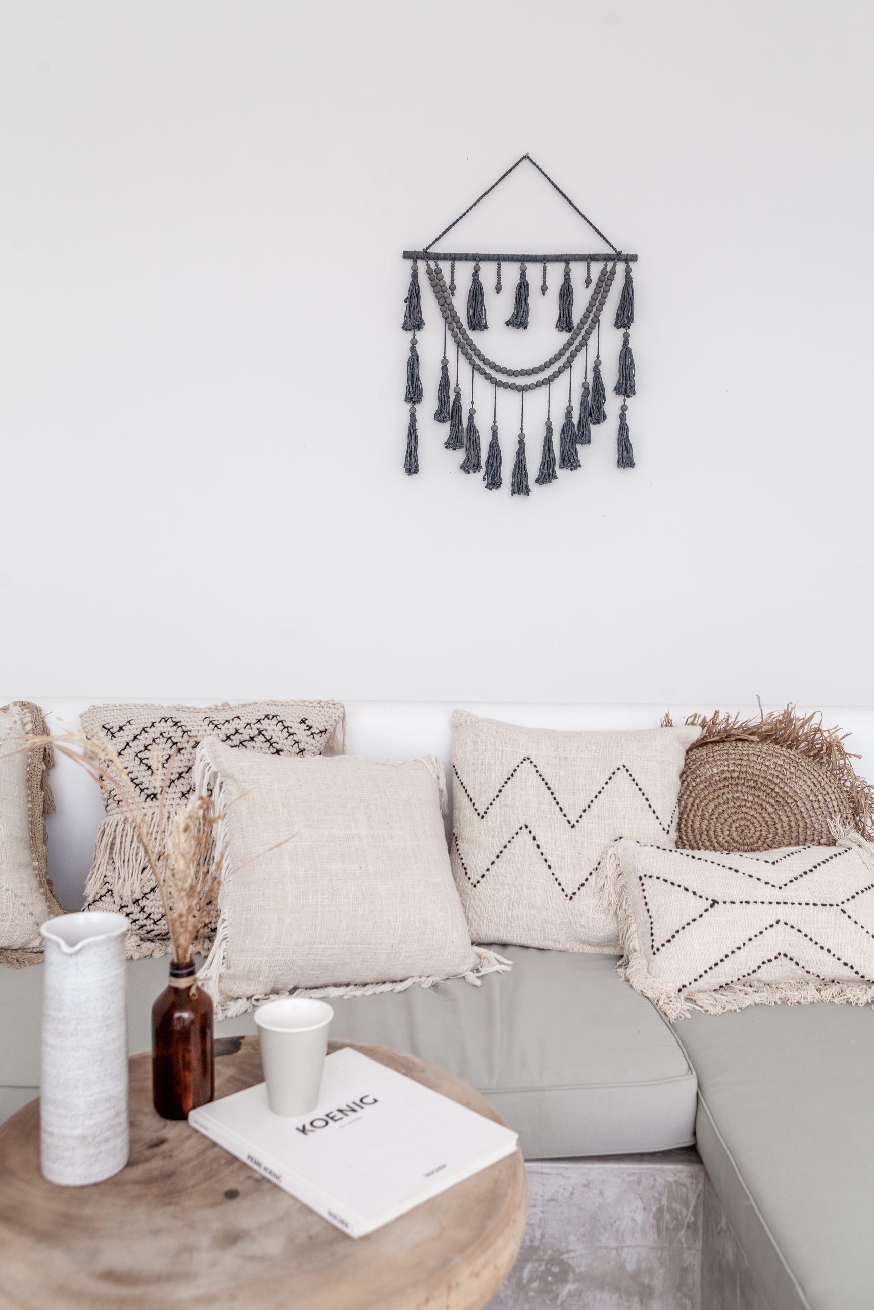Ulu Tassel Wall Hanging (Charcoal)