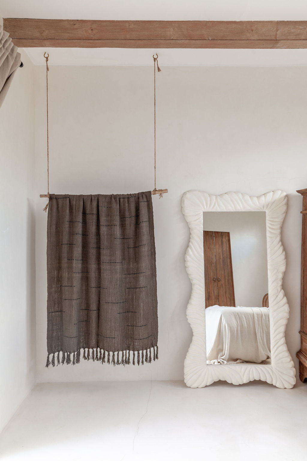 Hand Loomed Olive Blanket (Lines Motif)