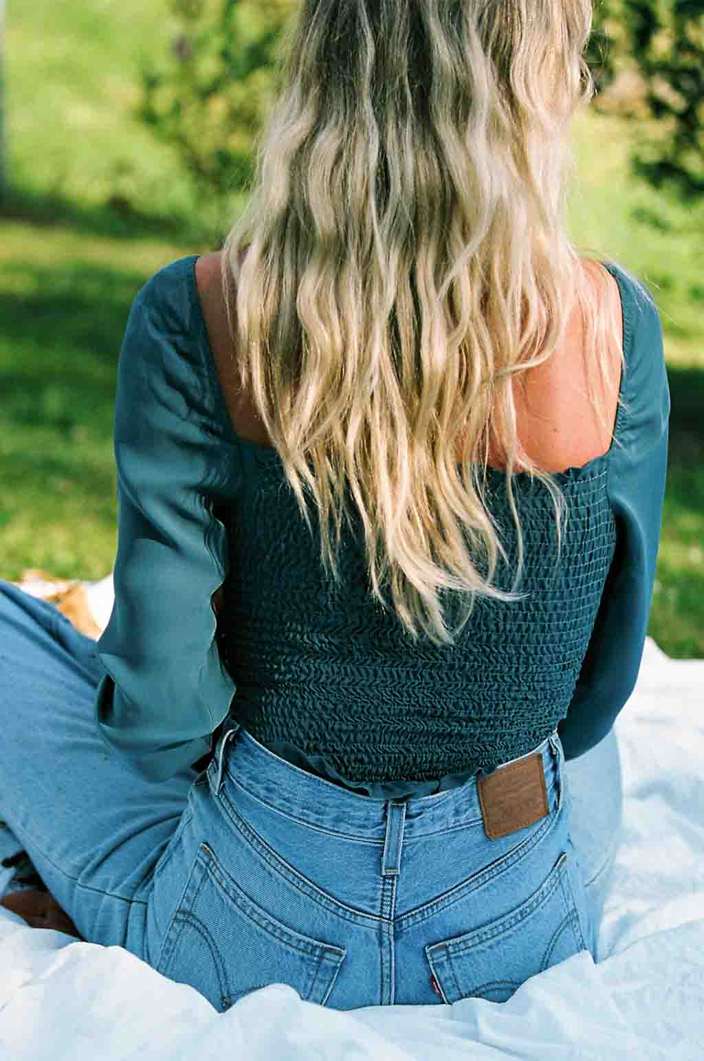 Dakota Top (Stone Blue)