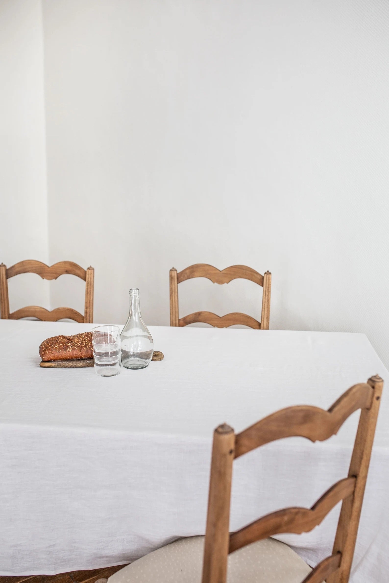 Linen Tablecloth (White)